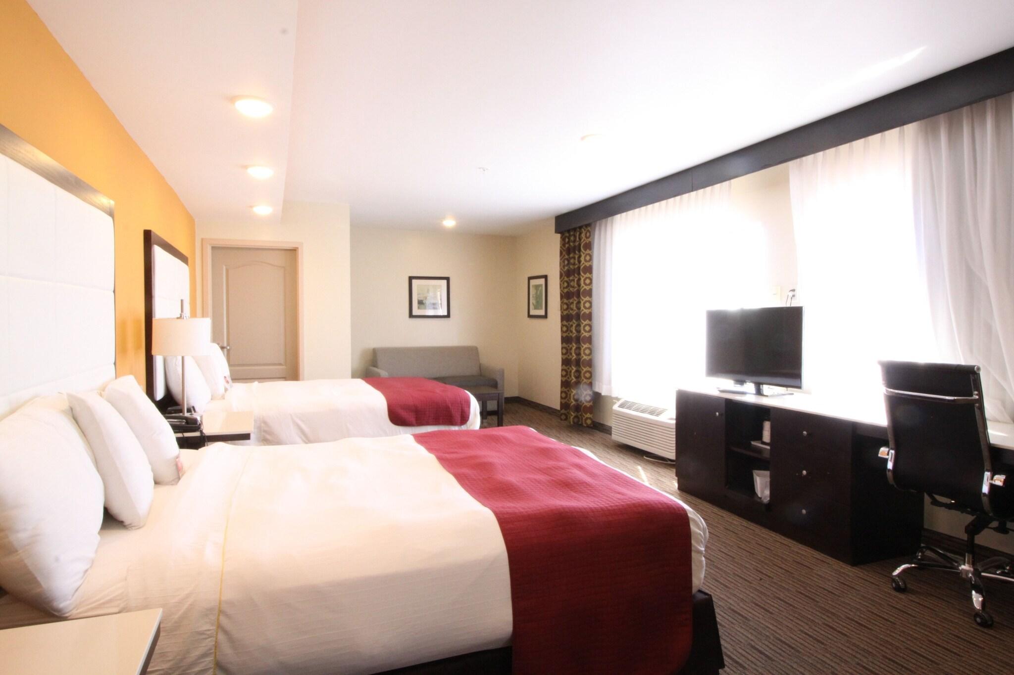 Quadruple Two Double Beds