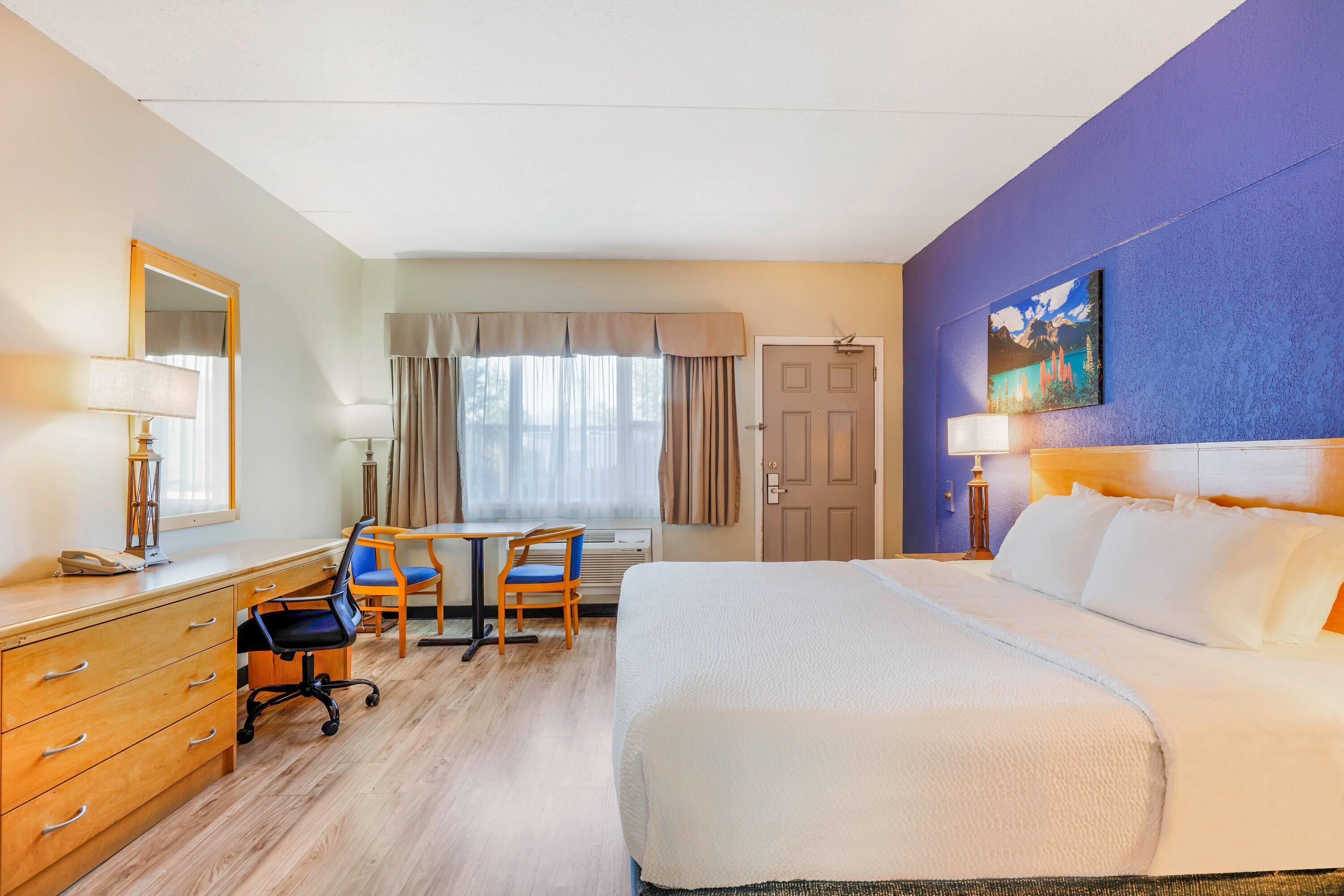 Room King Bed Non Smoking