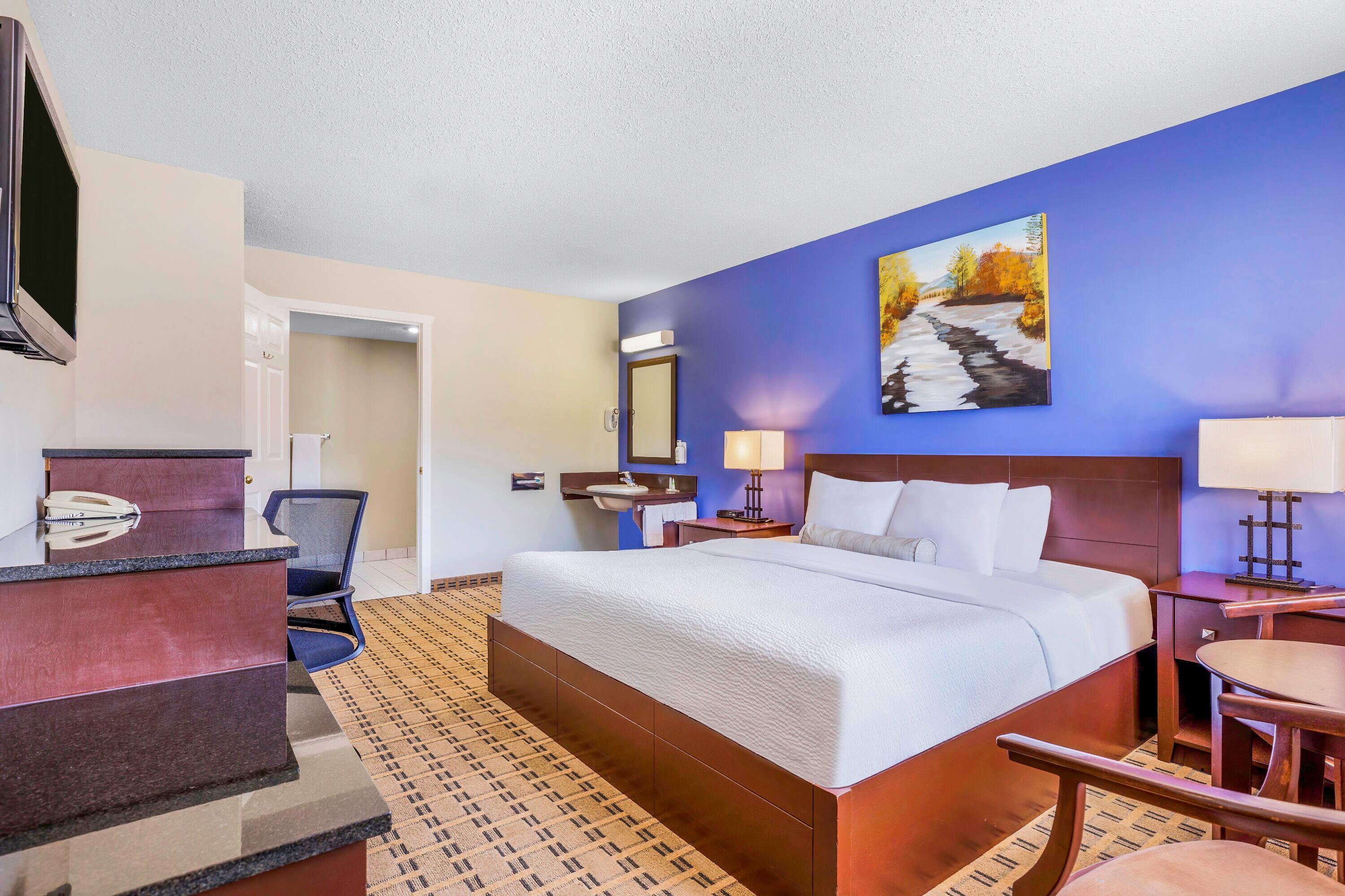 Triple King Bed Non Smoking