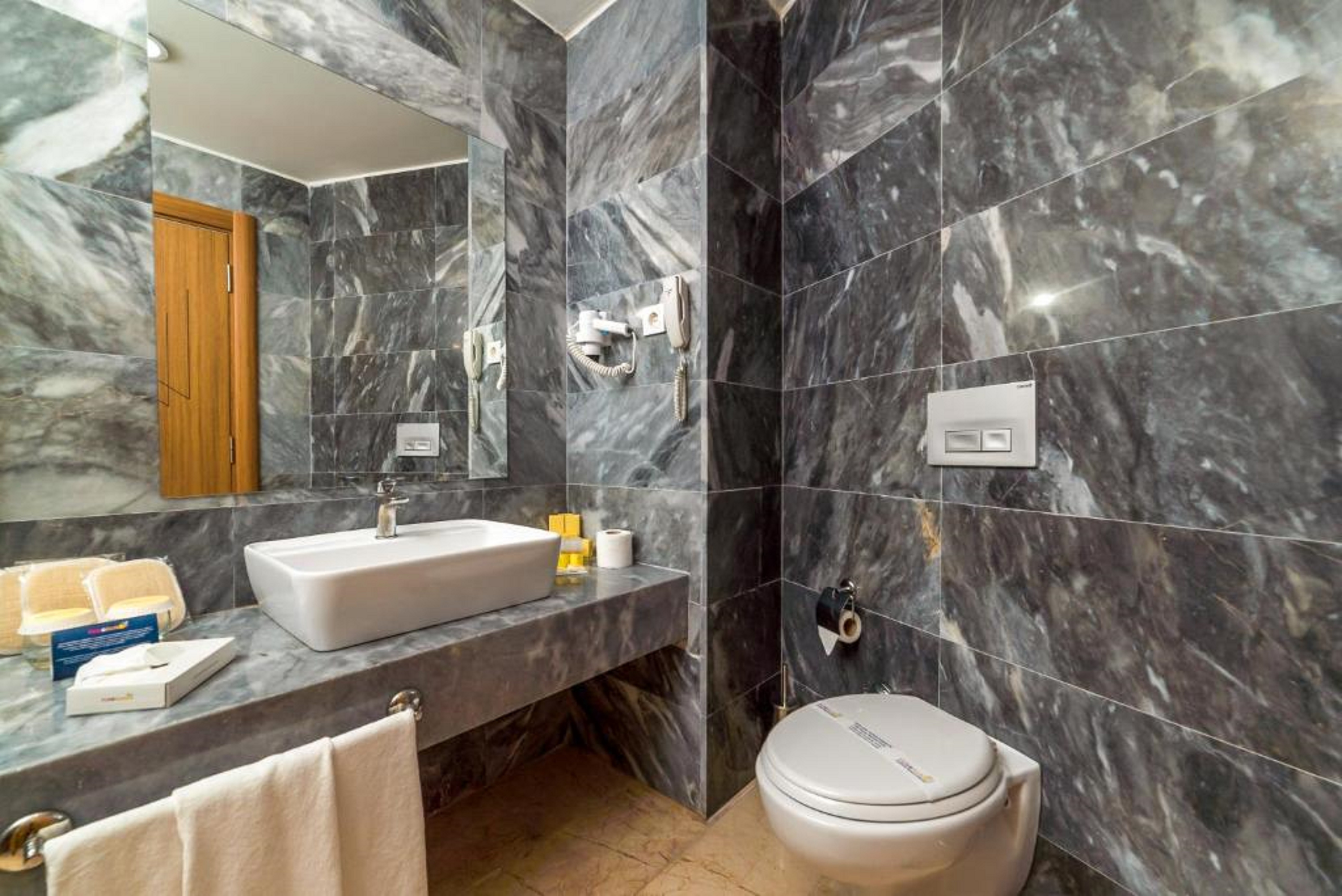 Family Room Garden View