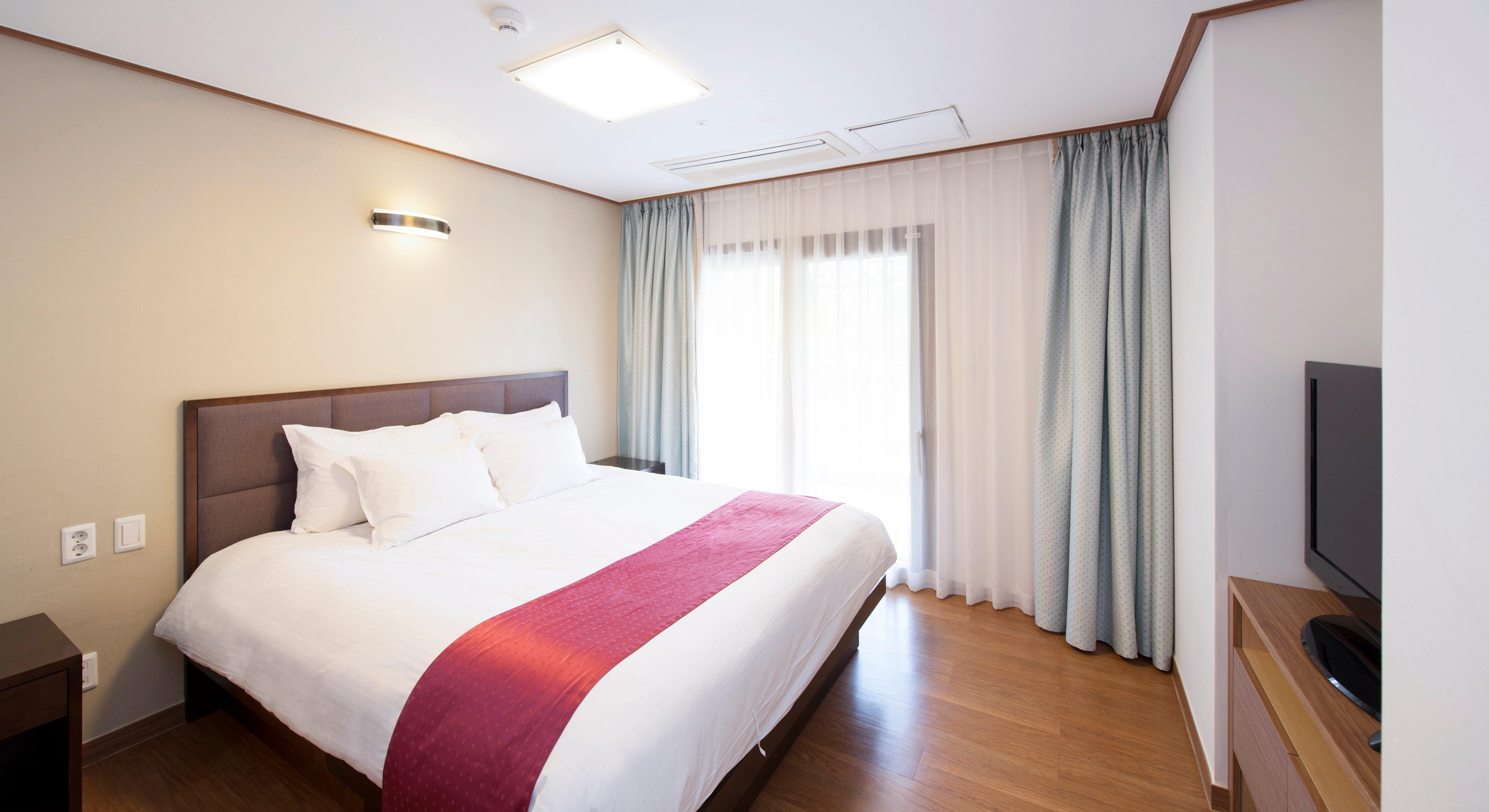 Suite Two Queen Beds