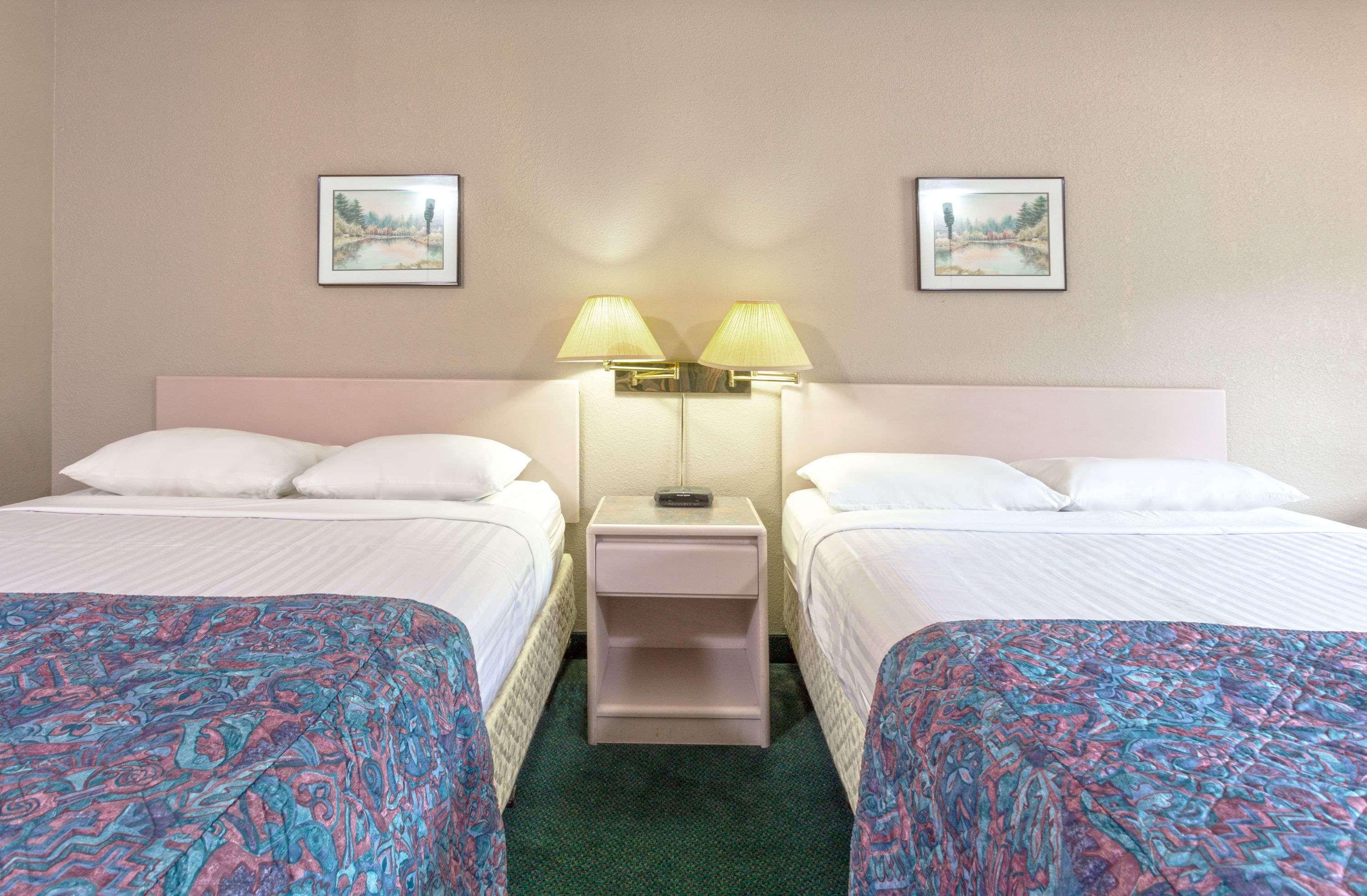 Quadruple Two Queen Beds