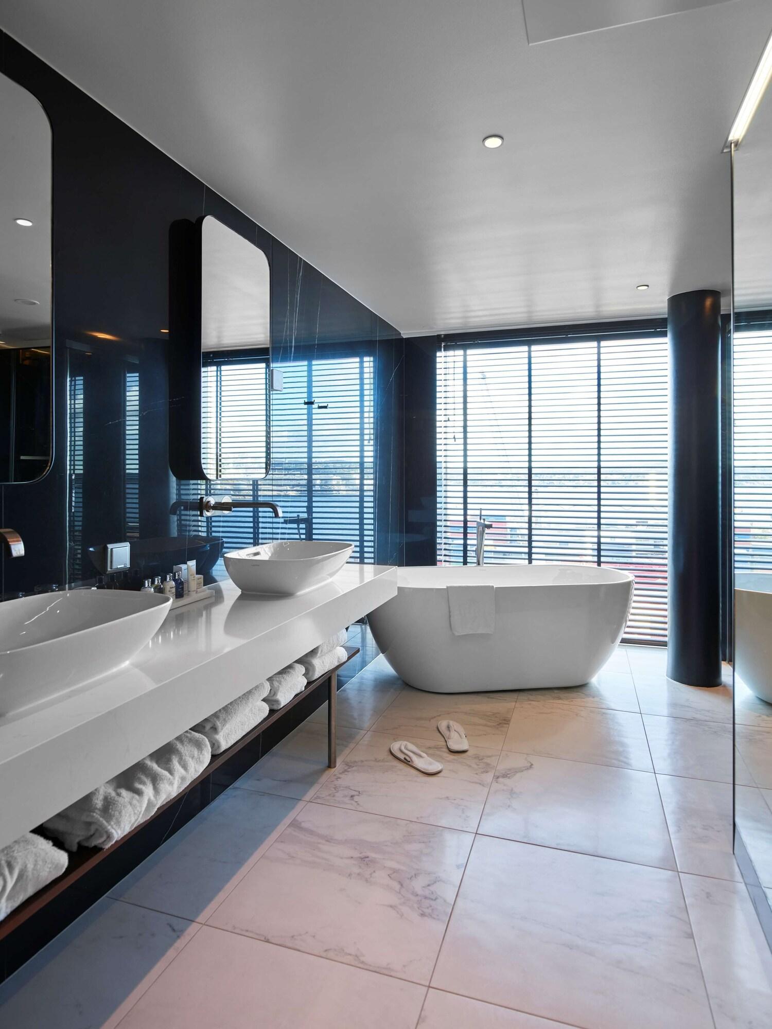 Suite Ocean View One Bedroom