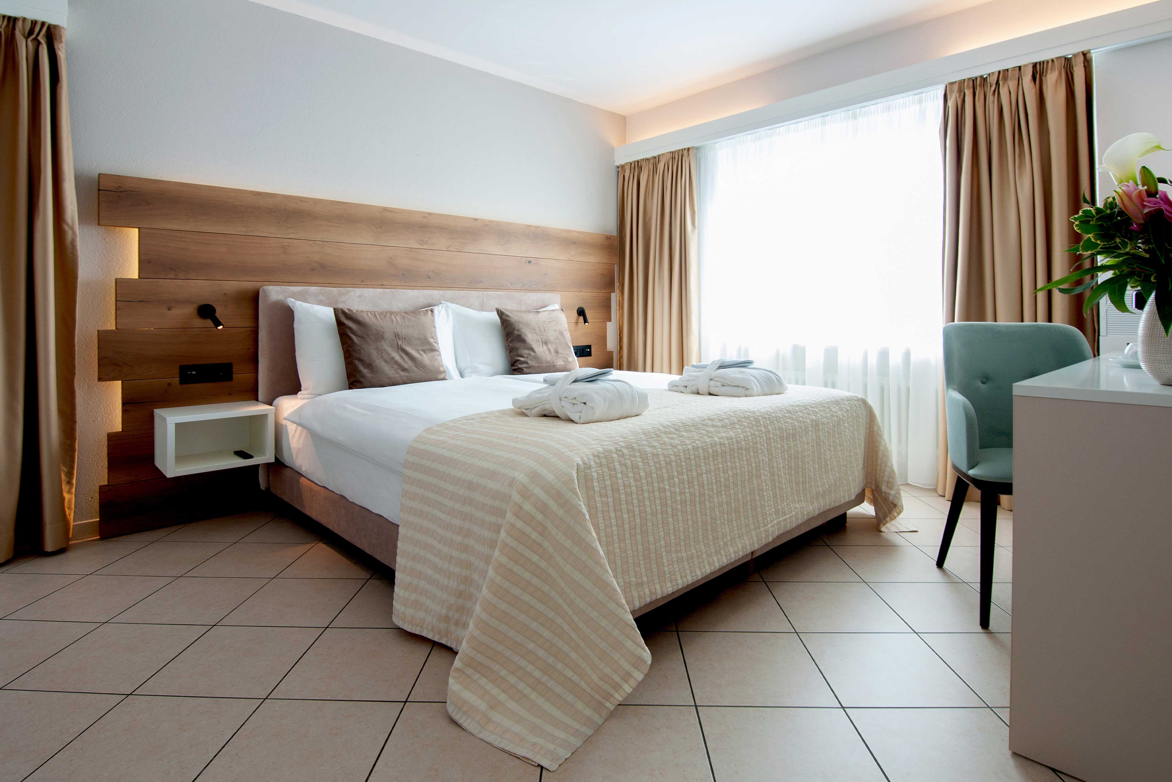 Double with Jacuzzi with Views