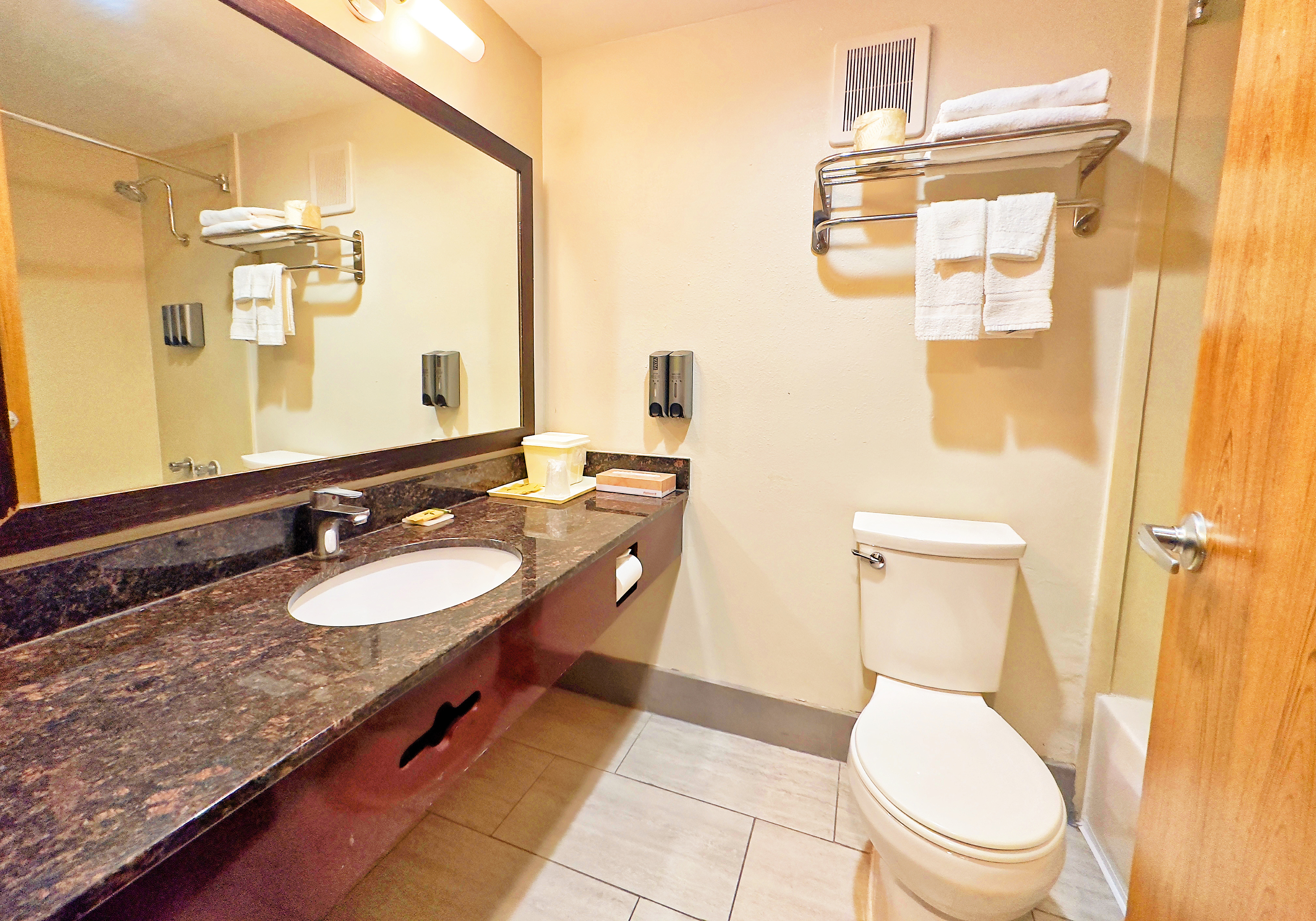 Double King Bed One Bedroom 