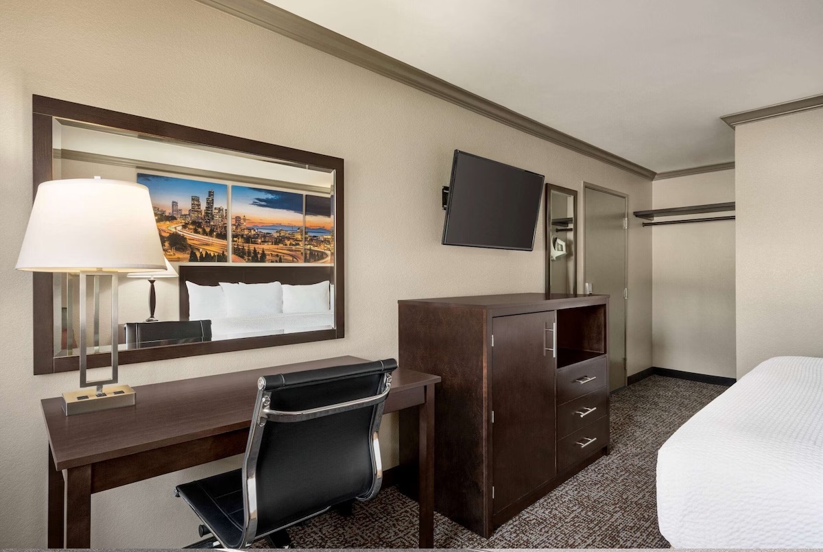 Room King Bed Non Smoking