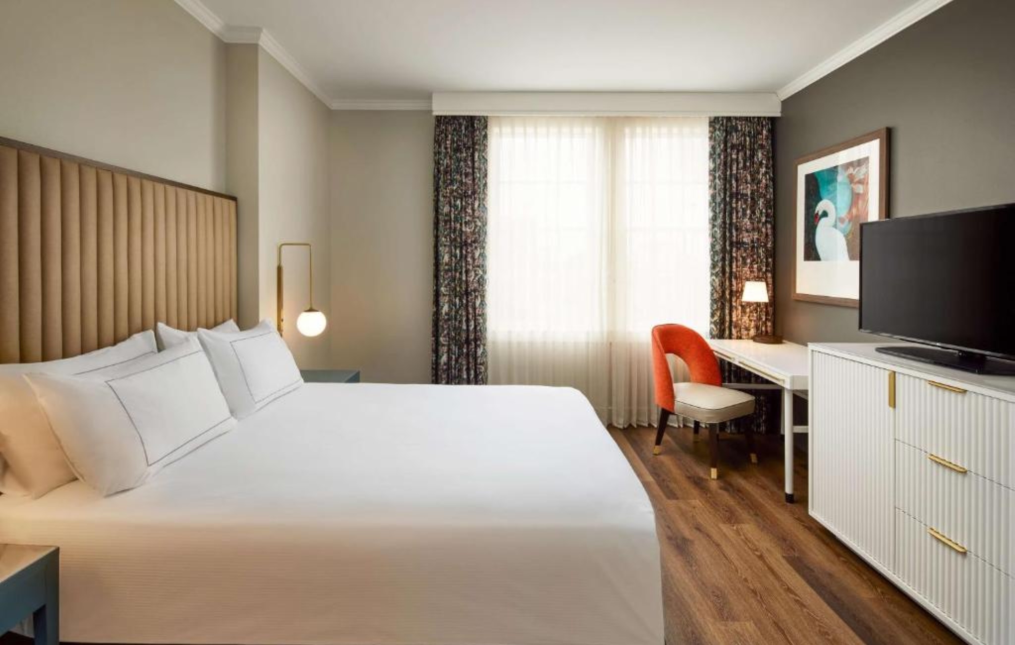 Double Deluxe King Bed