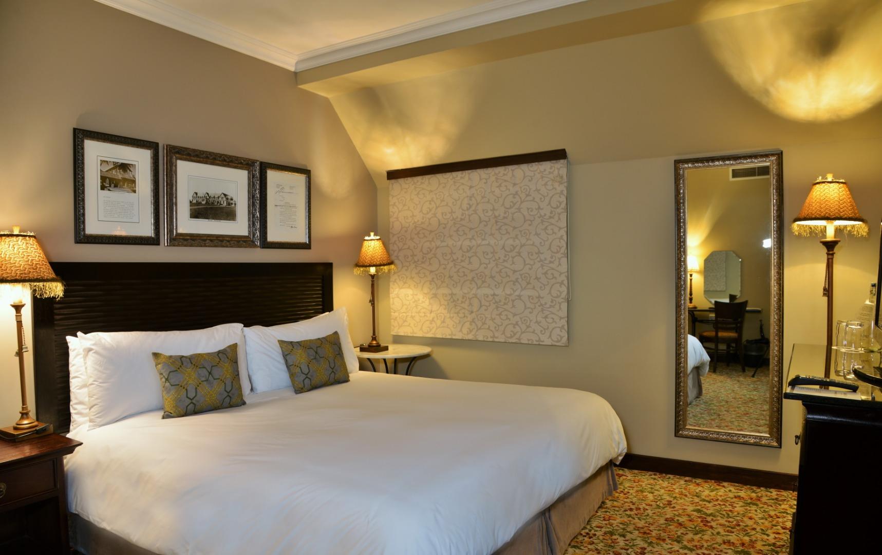 Double Deluxe King Bed