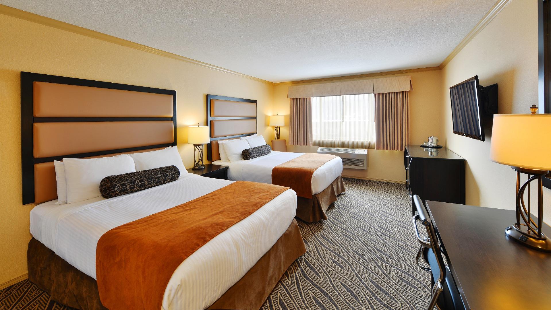 Double Two Queen Beds