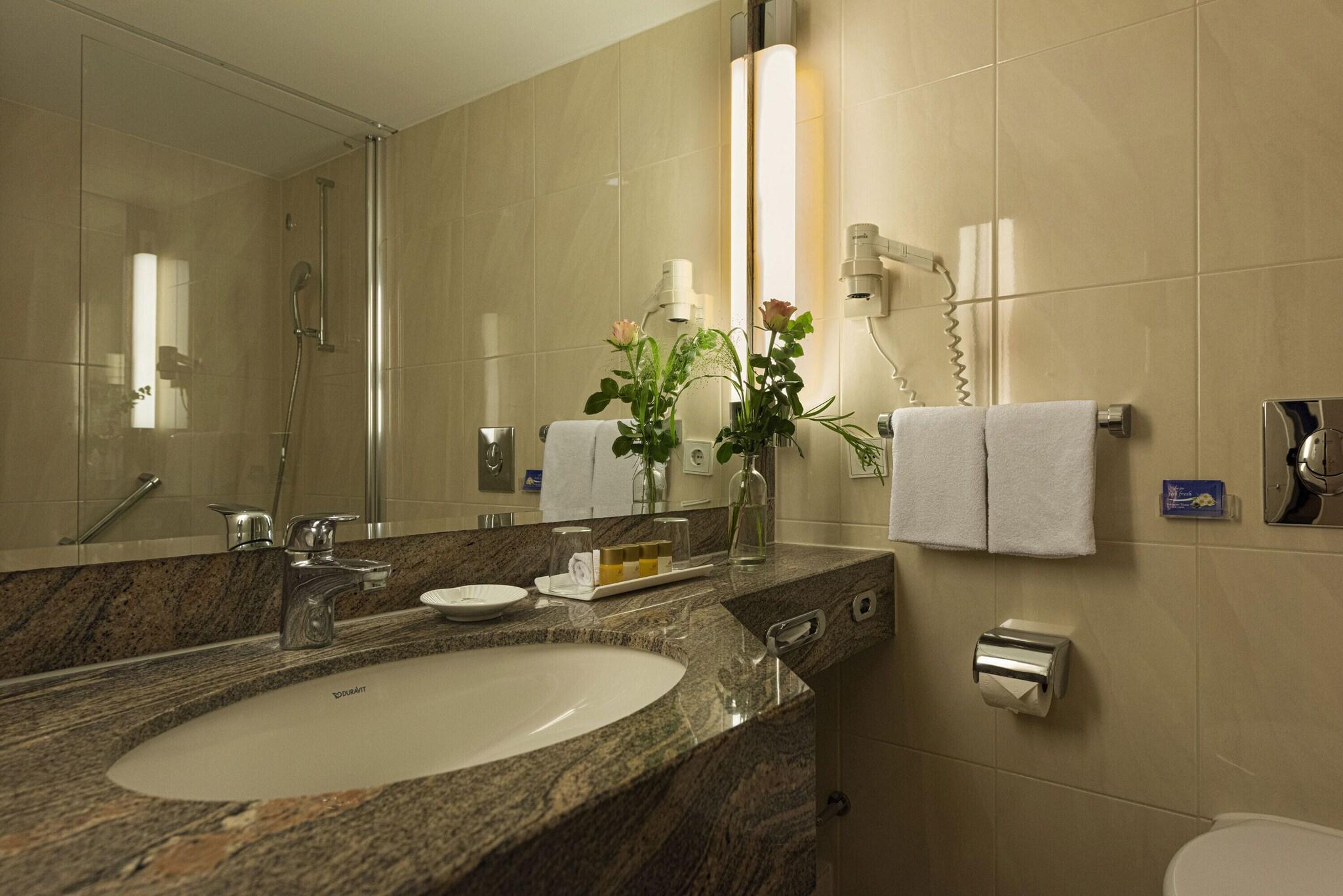 Double Superior with Views