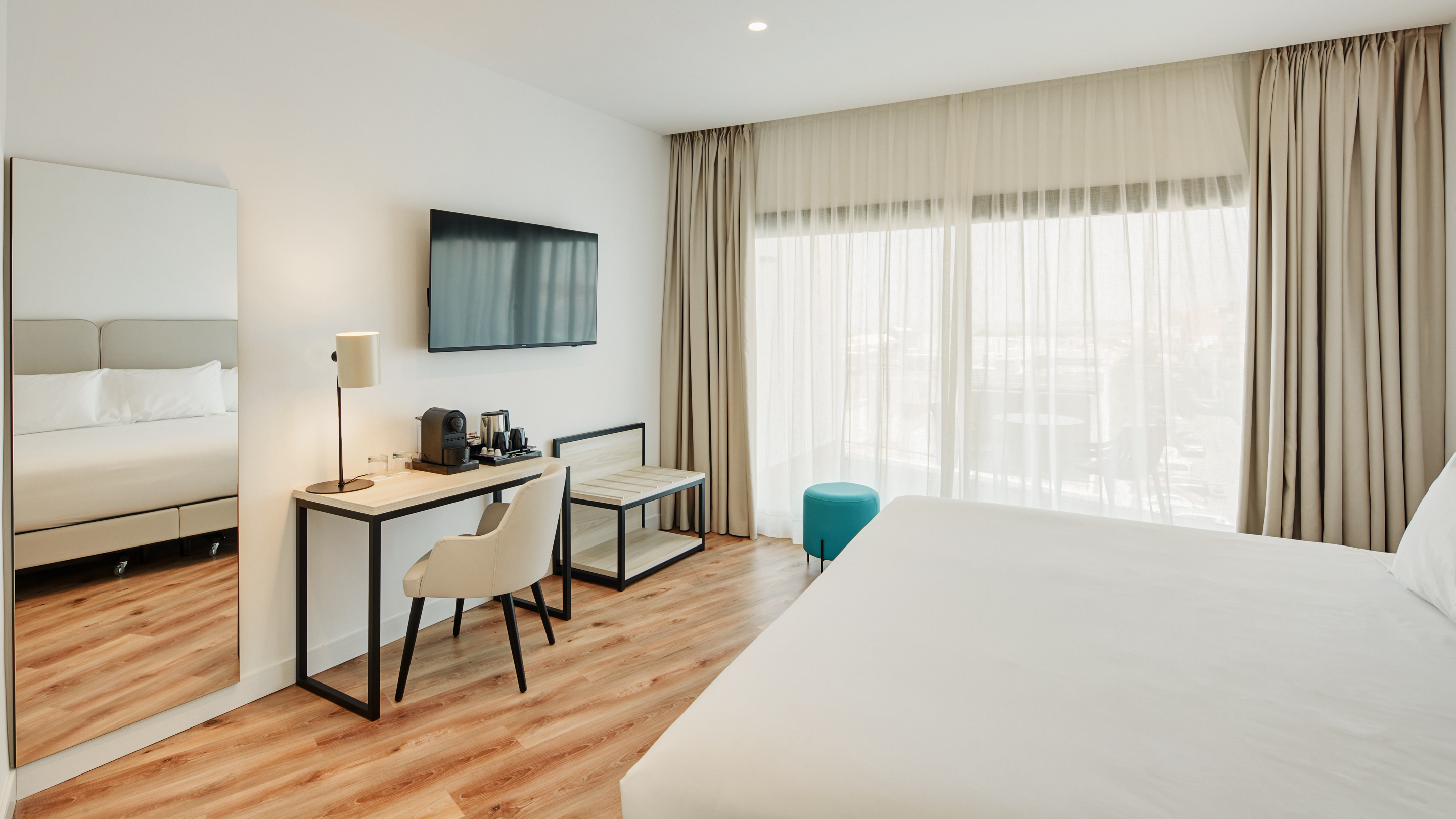 Double Superior Sea Front