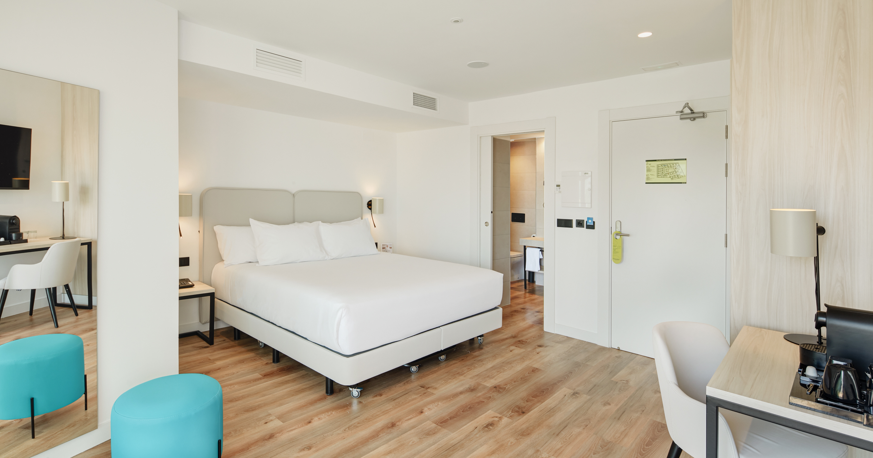 Double Superior Side Sea View