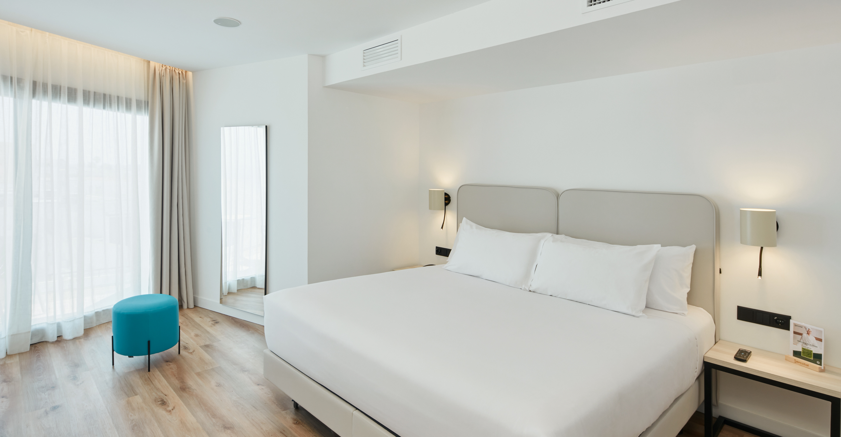 Double Superior Side Sea View