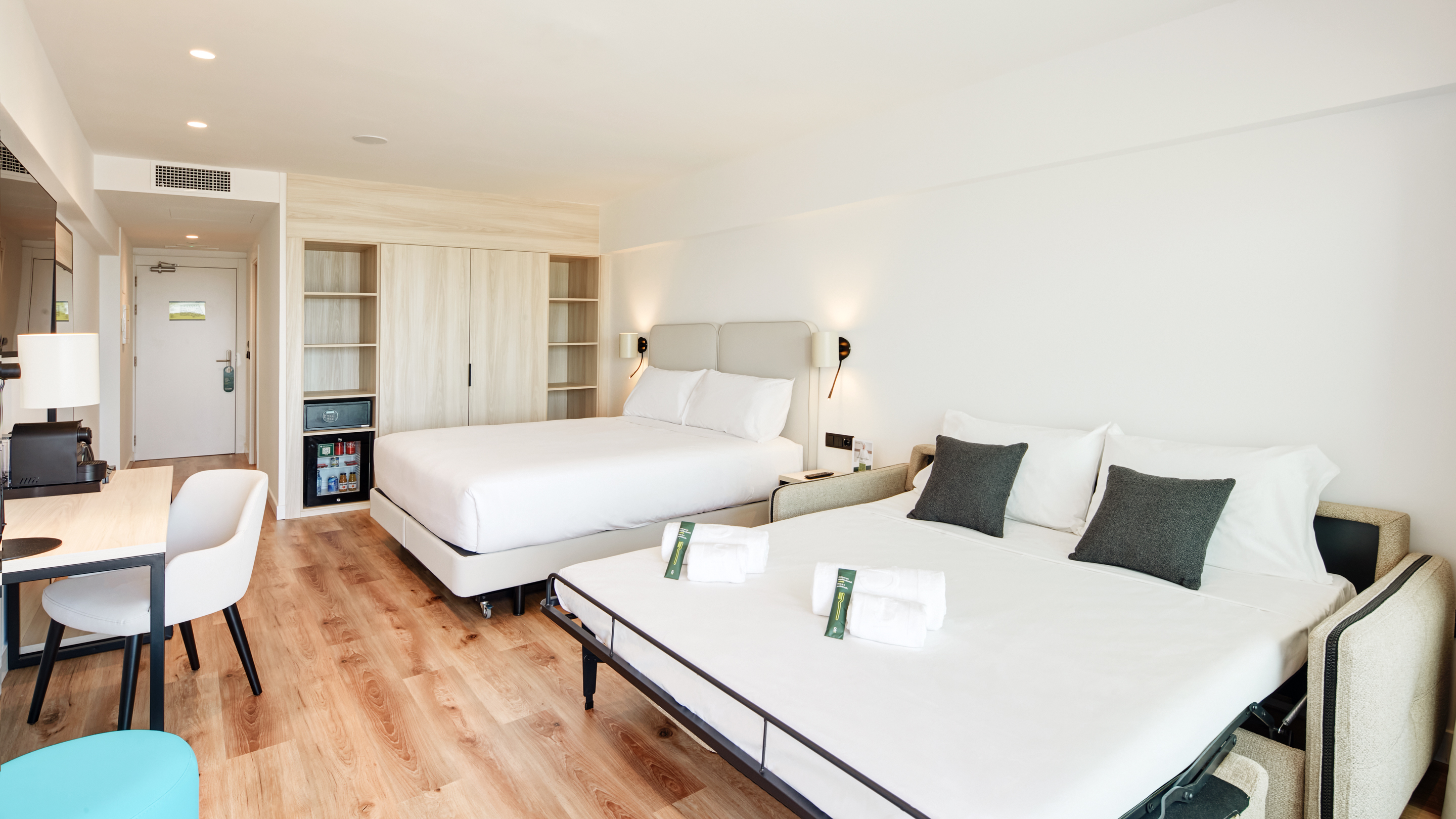 Family Room Sea Front