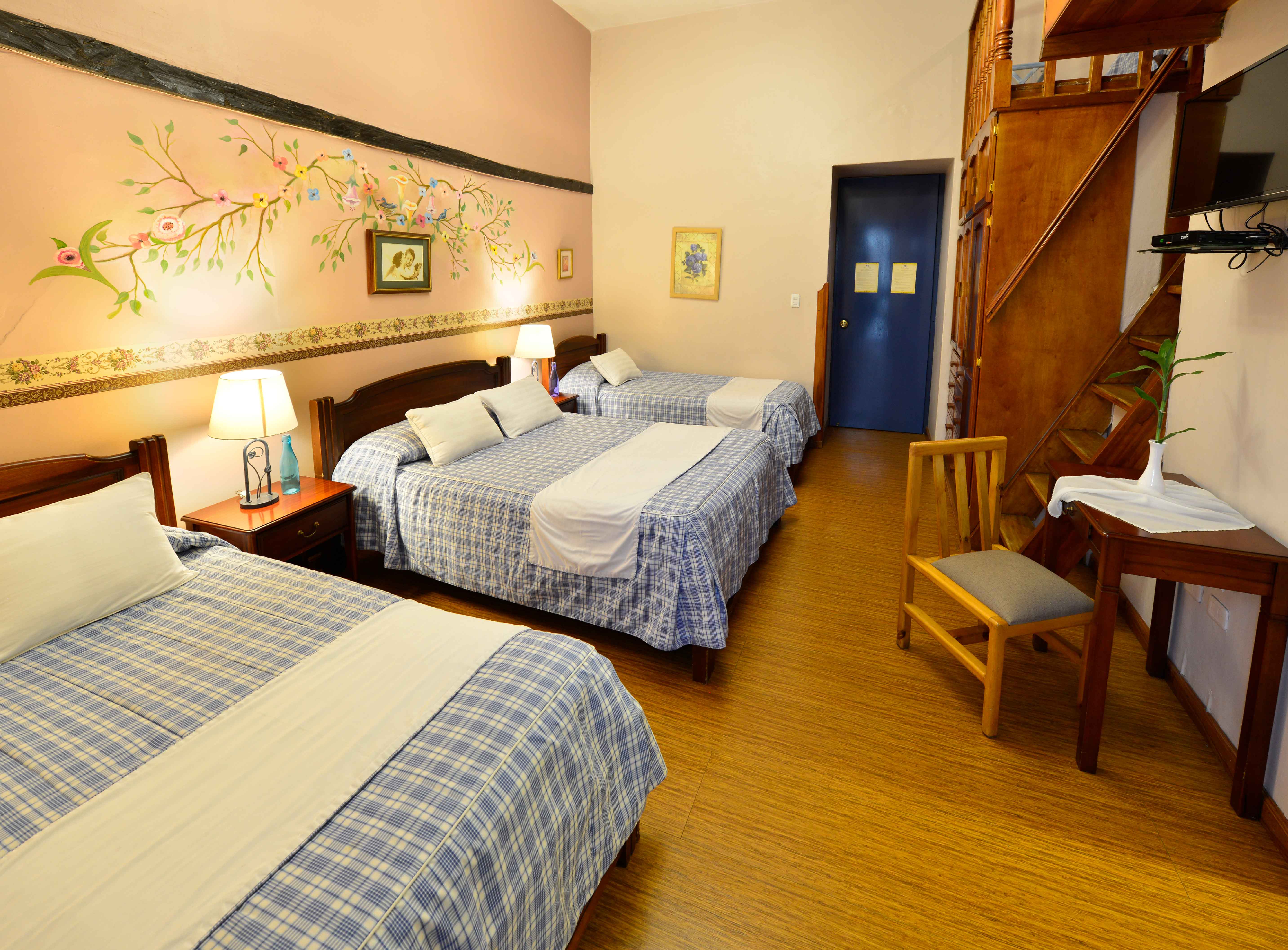 Family Room Capacity 5 Three Bedroom