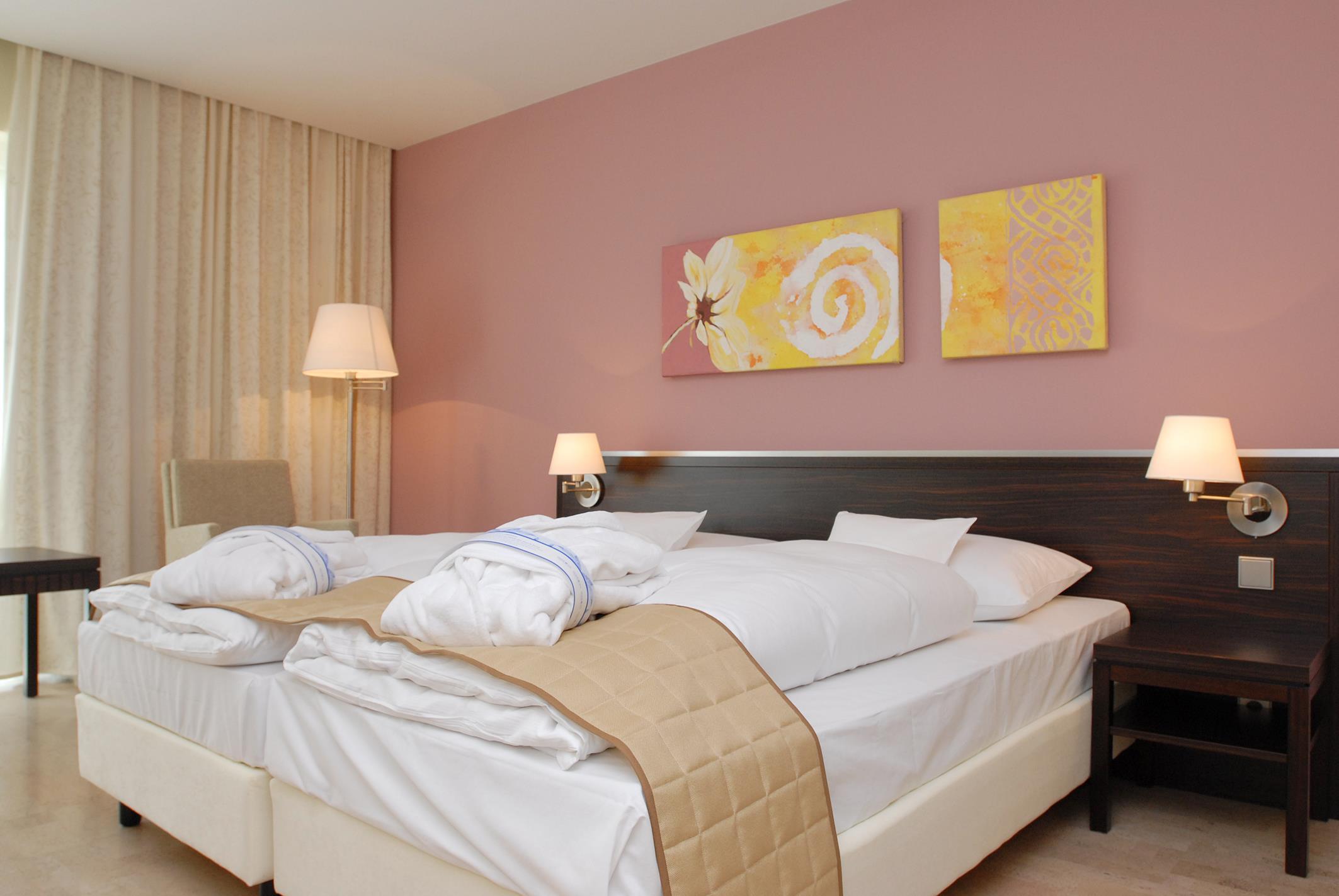 Suite with Kitchenette