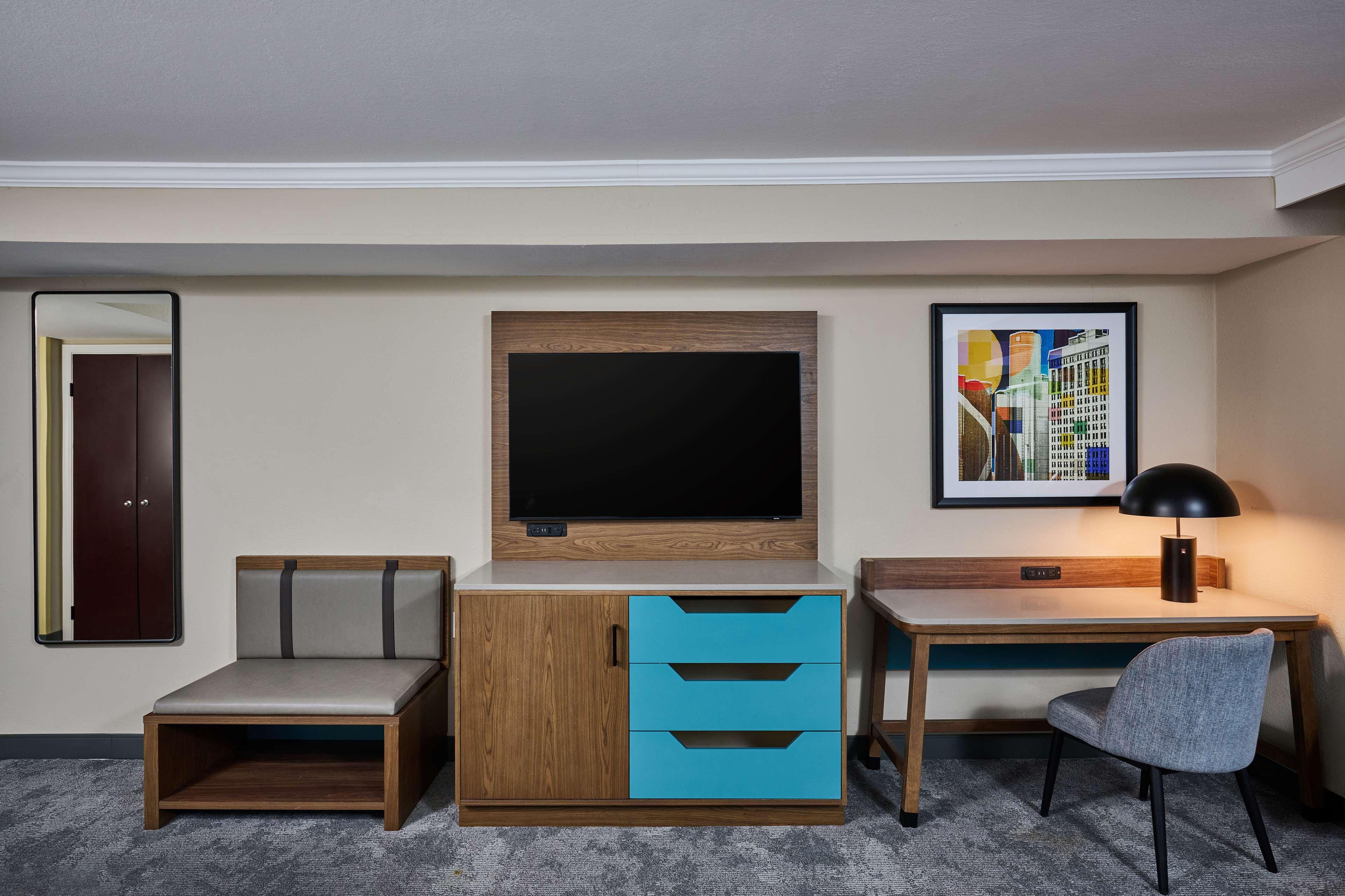 Double Accessible-two Queen Beds