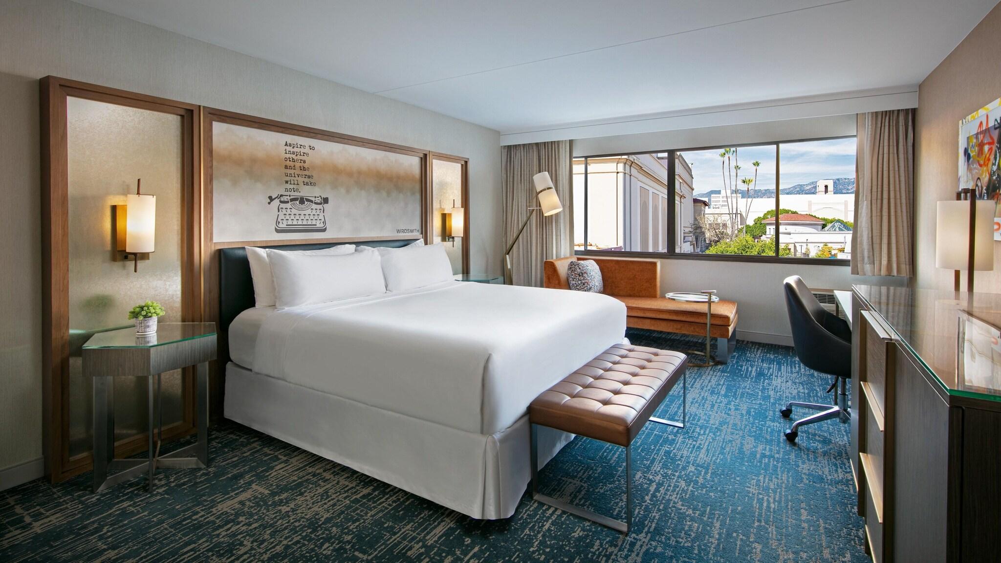 Double Deluxe King Bed