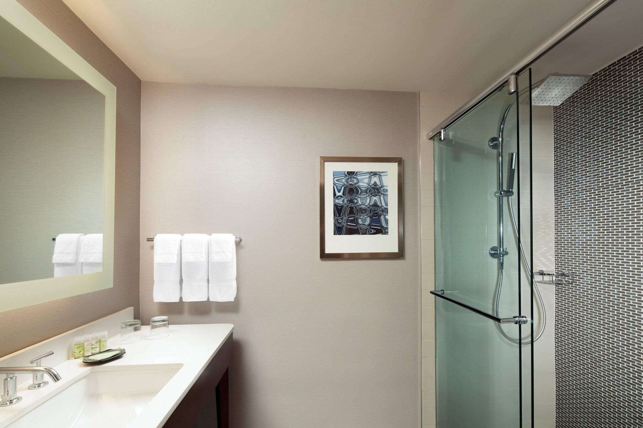 Double Accessible with Views