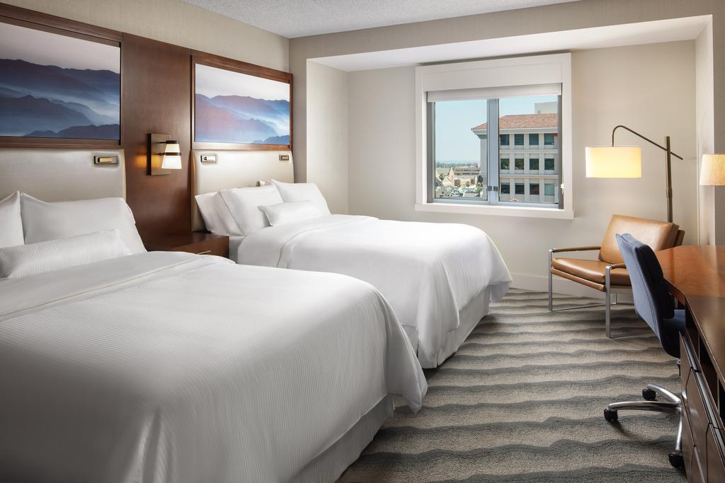 Room Two Double Beds
