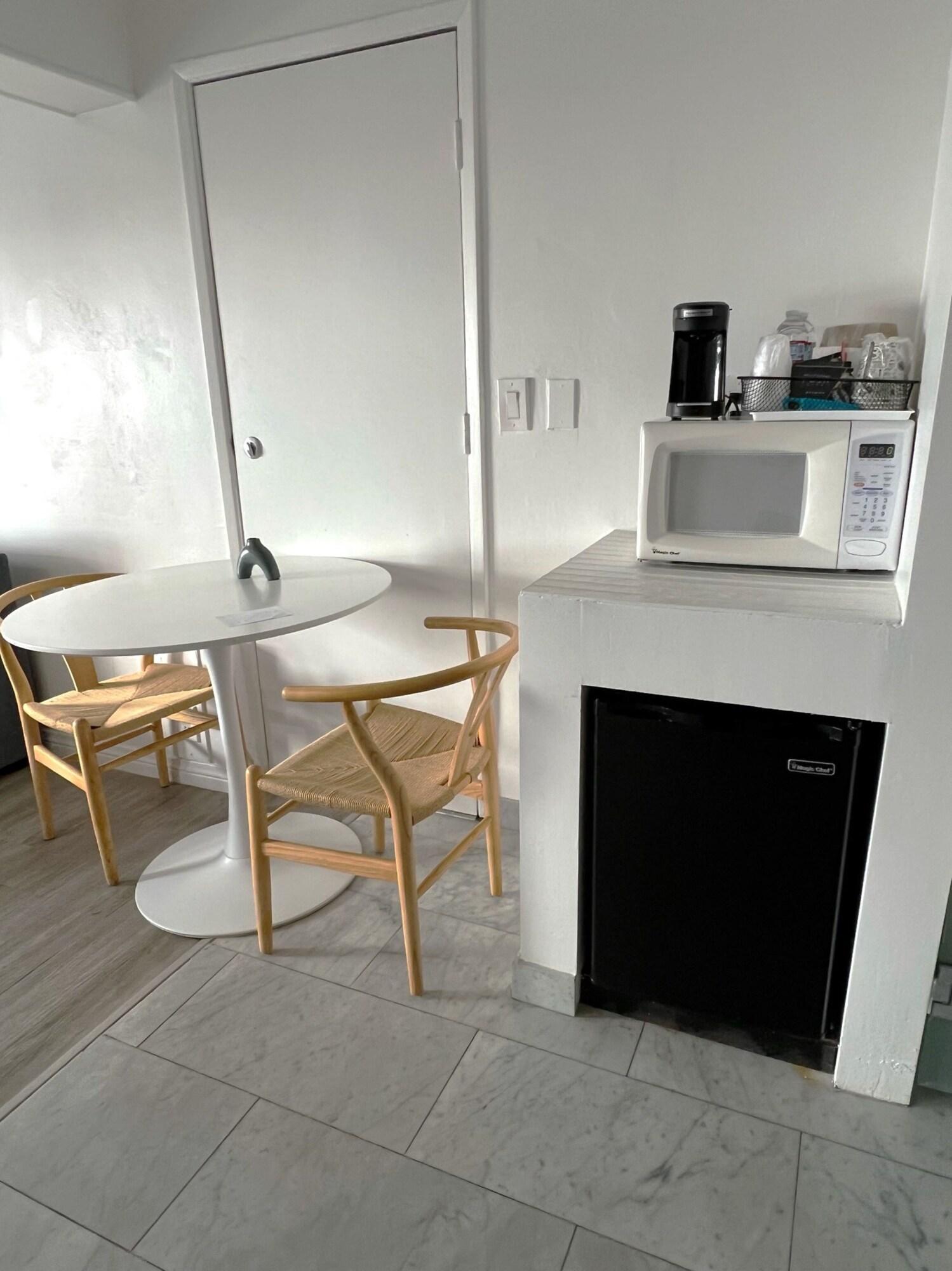 Double Queen Size Bed