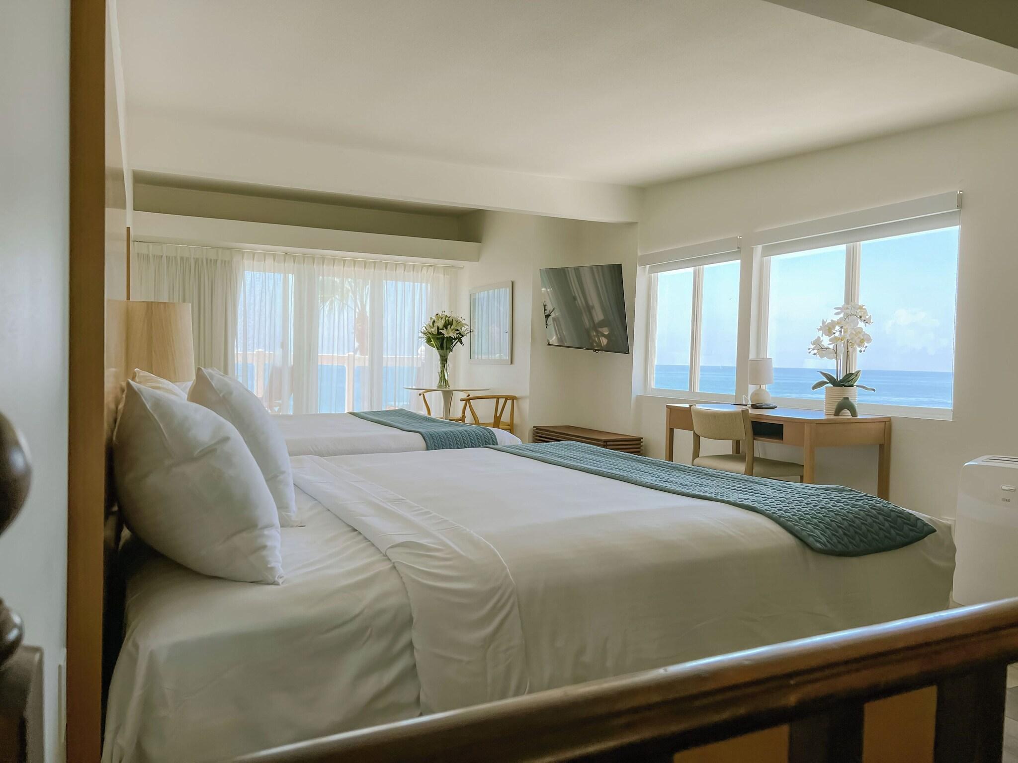 Junior Suite Ocean Front