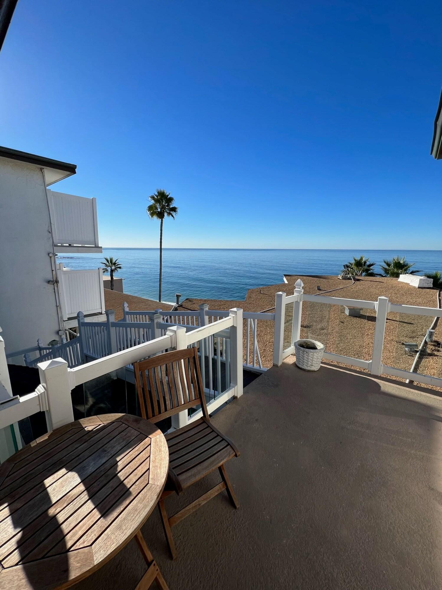 Double Ocean View Queen Bed