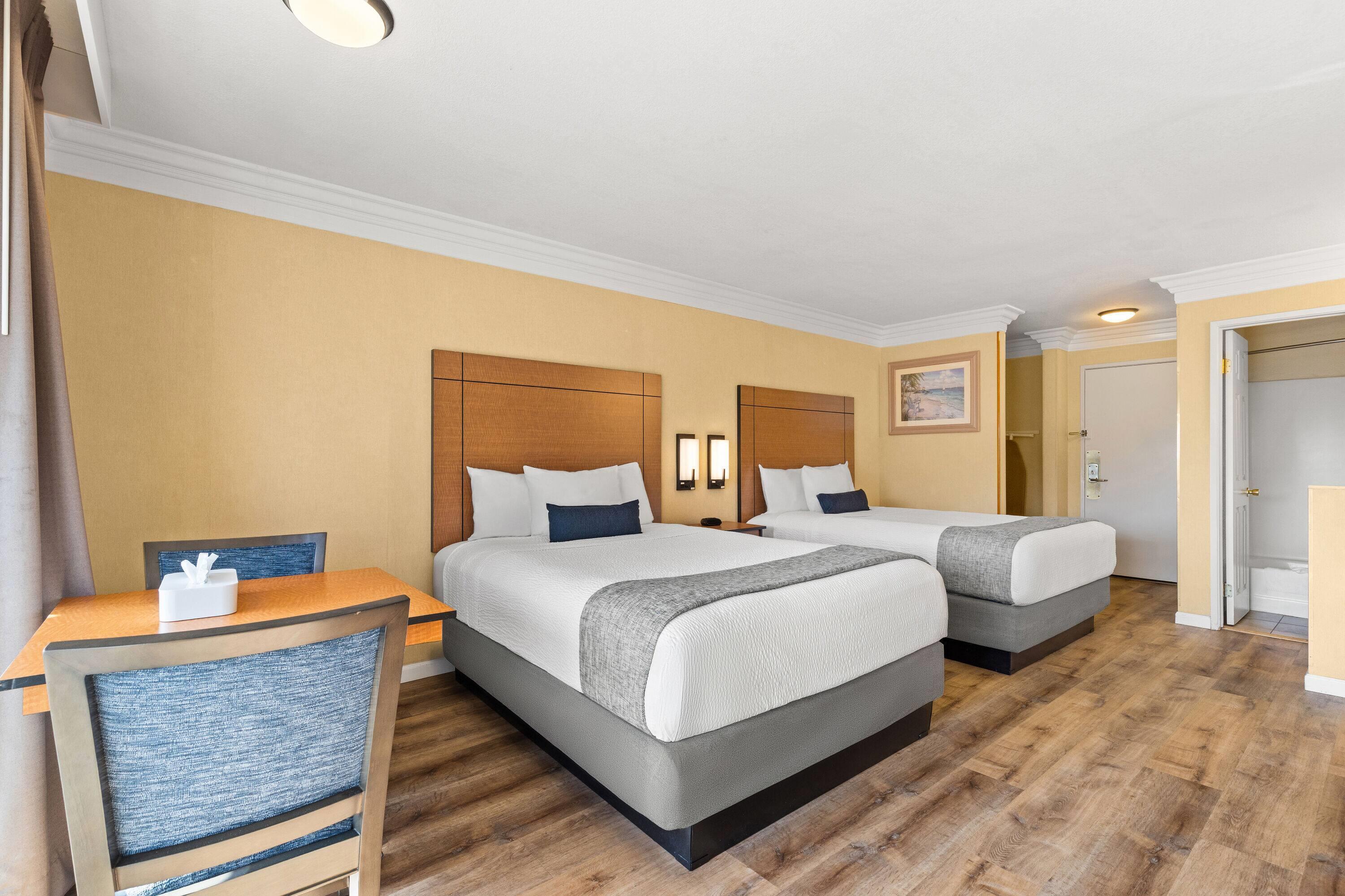 Quadruple Two Queen Beds Non Smoking