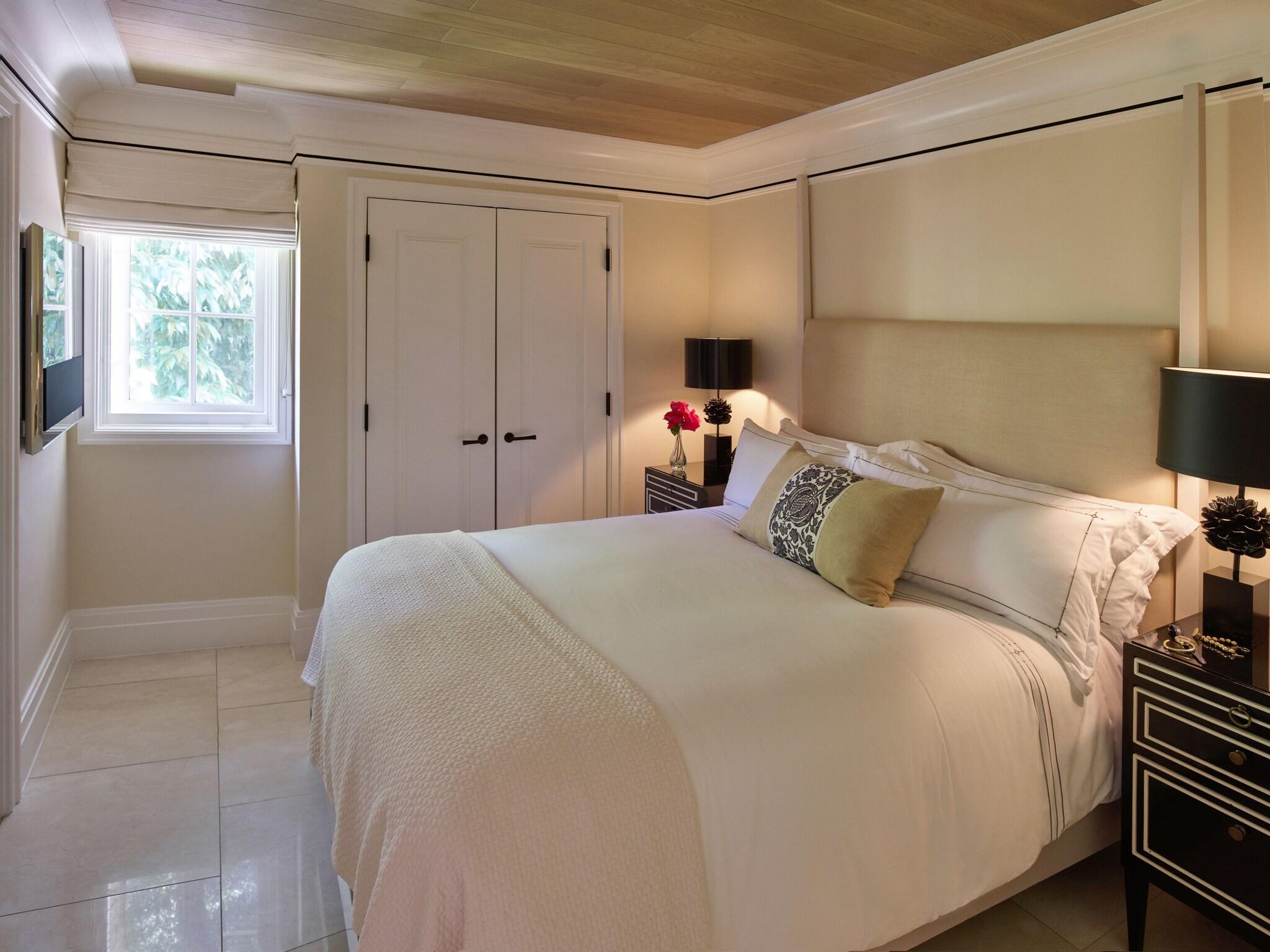 Junior Suite King Size Bed