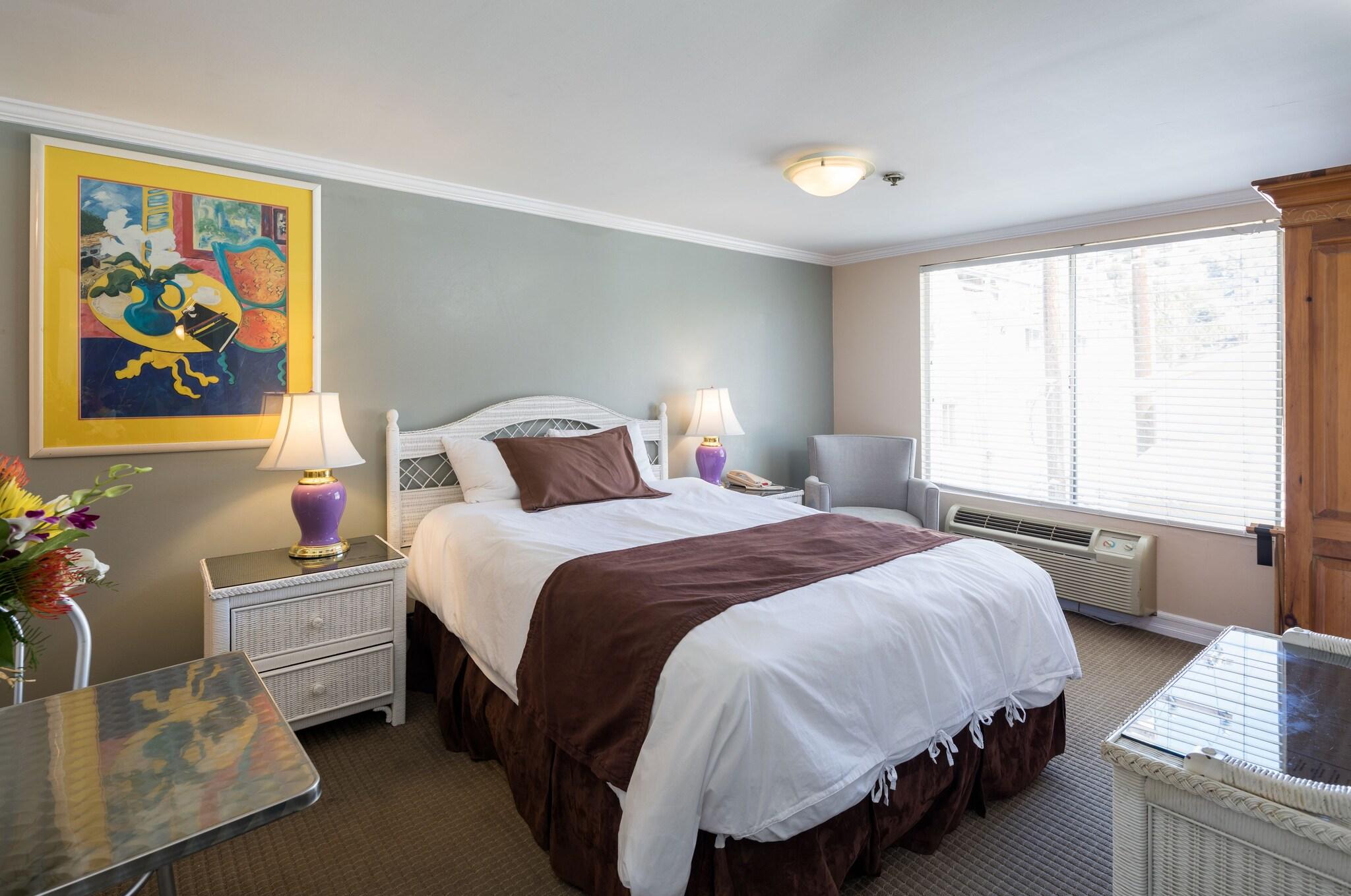 Double Queen Size Bed