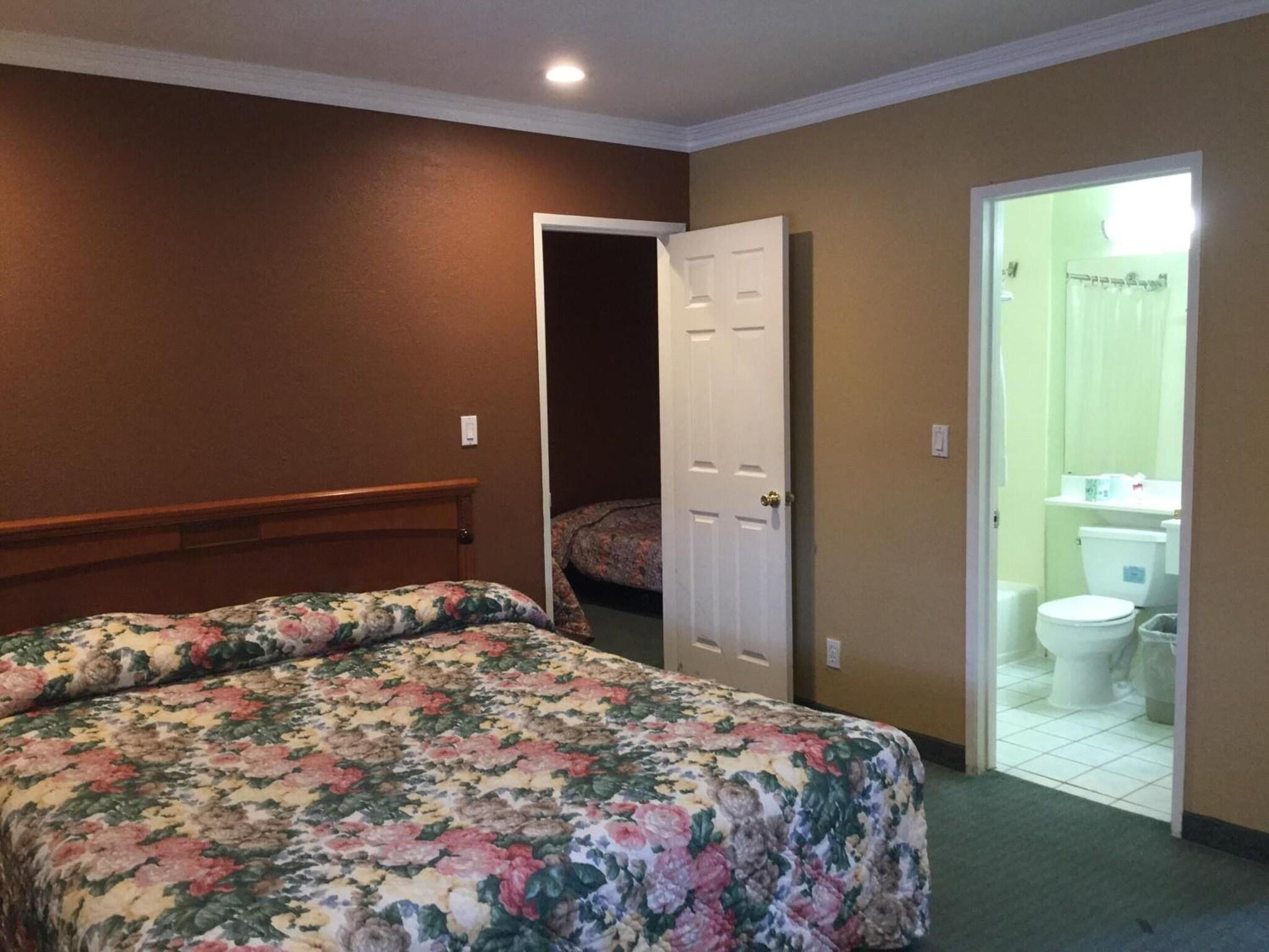 Family Room Two Queen Beds Non Smoking