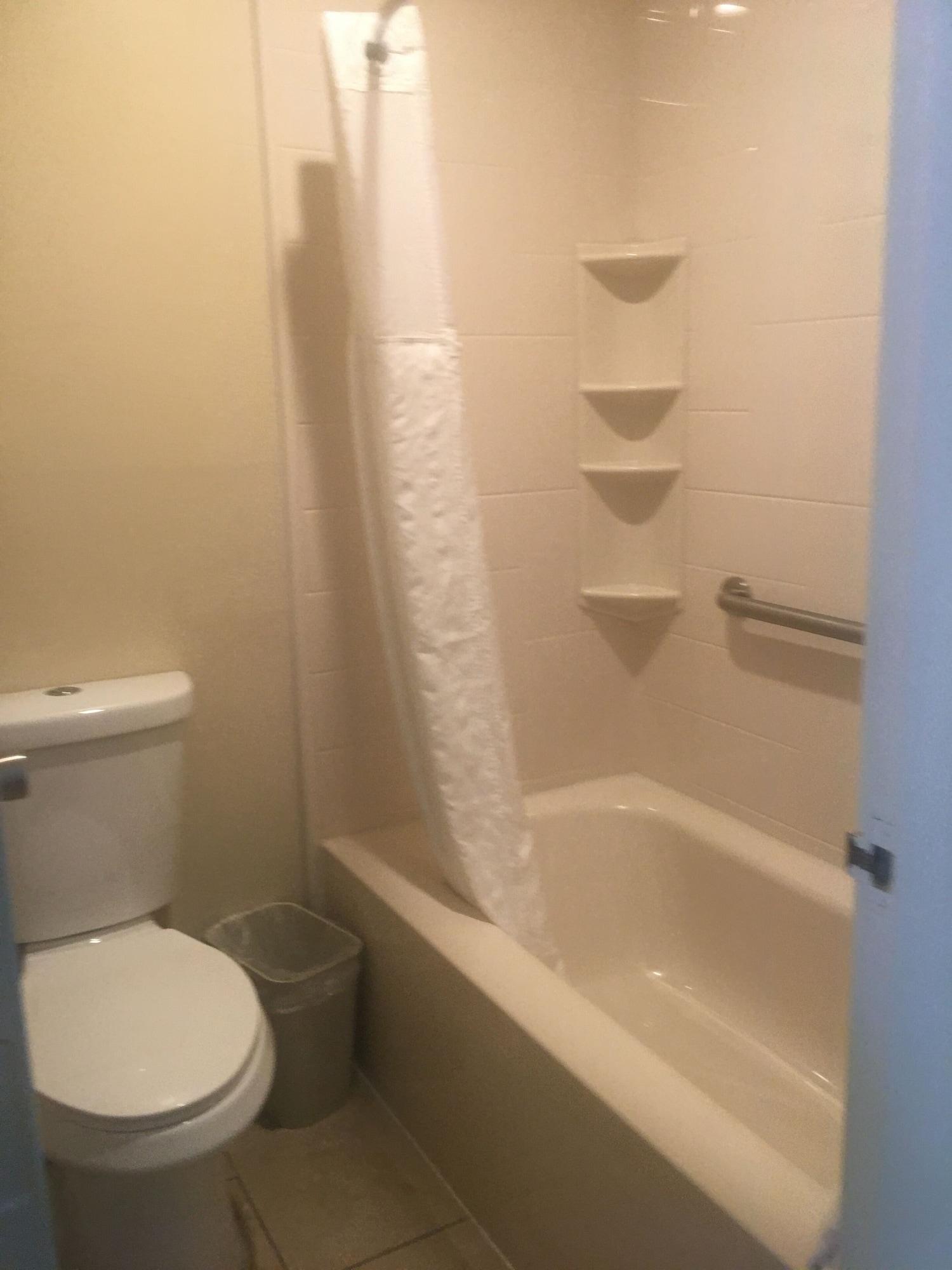 Double Queen Bed Non Smoking