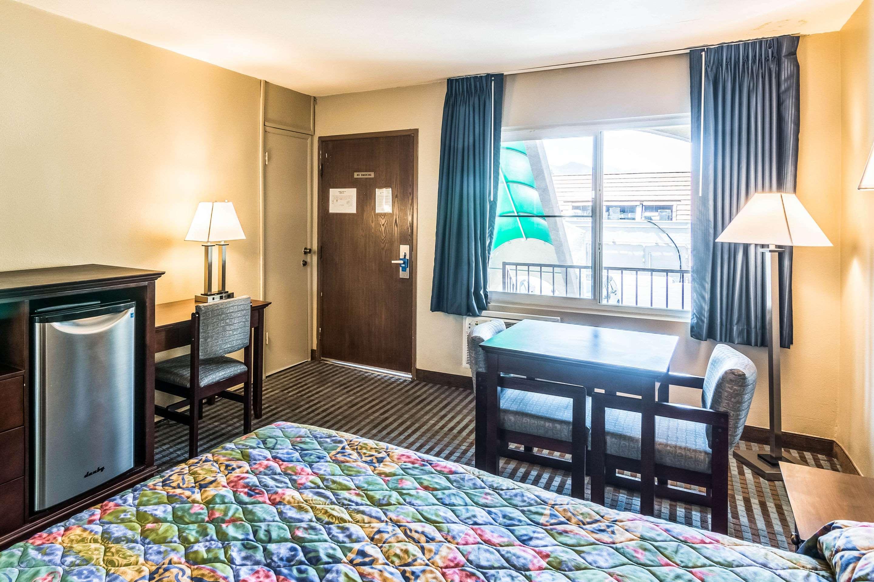 Double Queen Size Bed