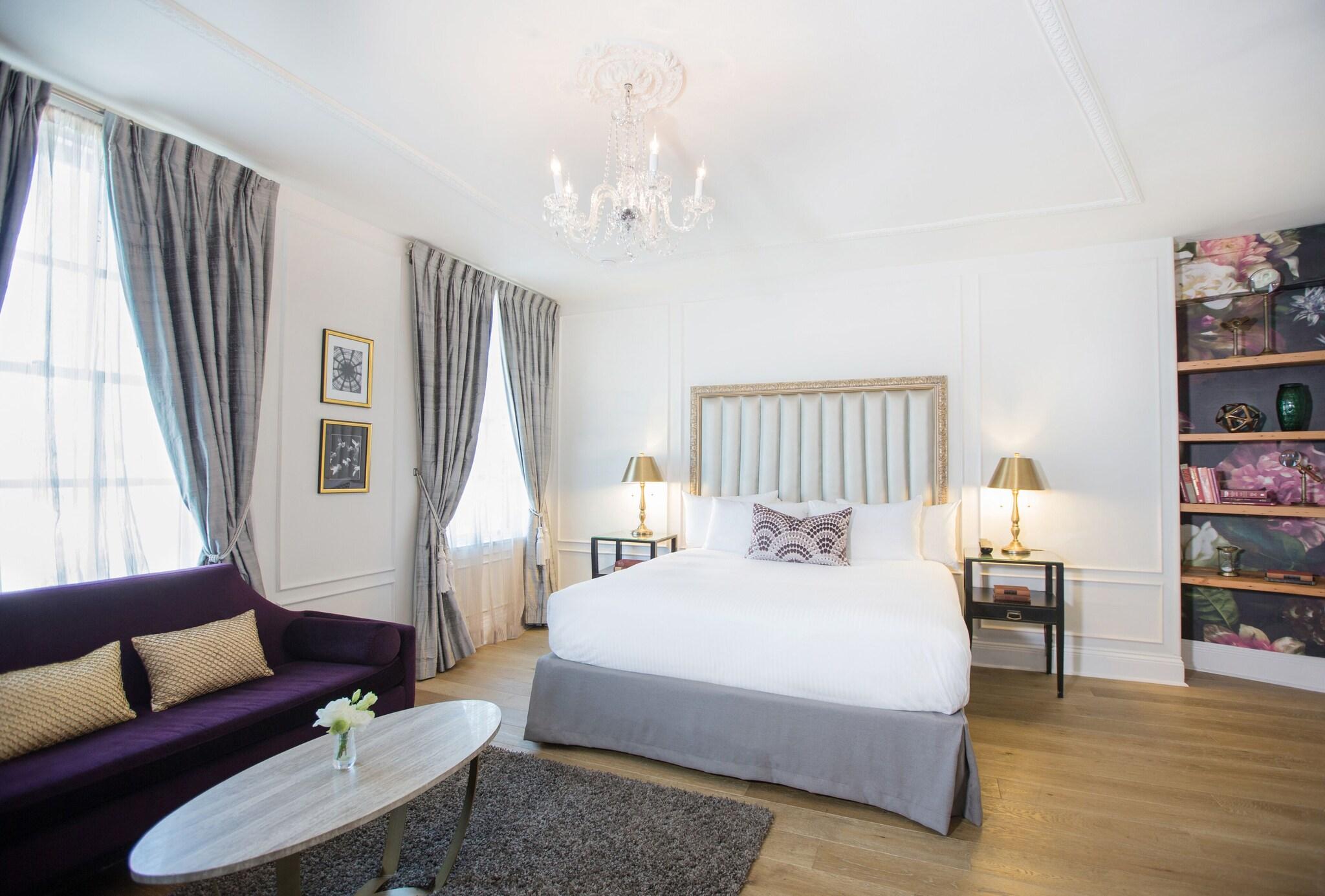 Studio King Size Bed