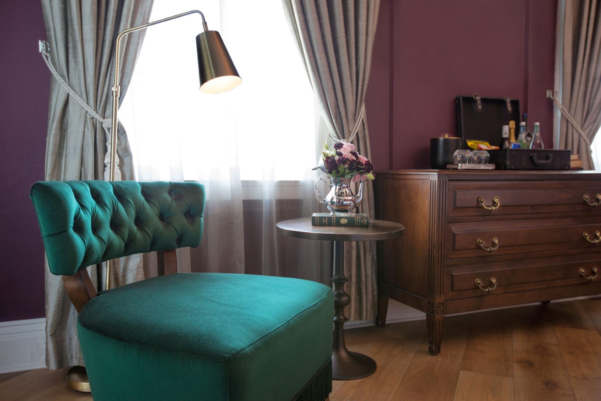 Double Classic Two Double Beds