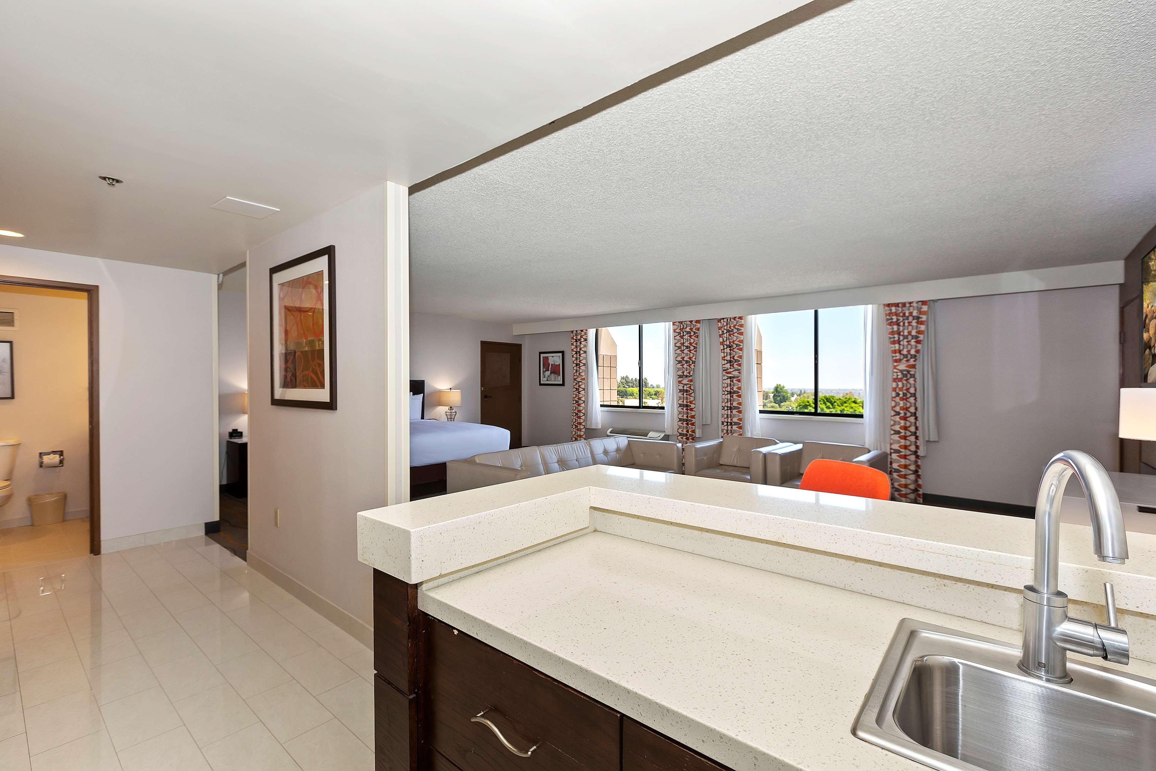 Junior Suite King Size Bed