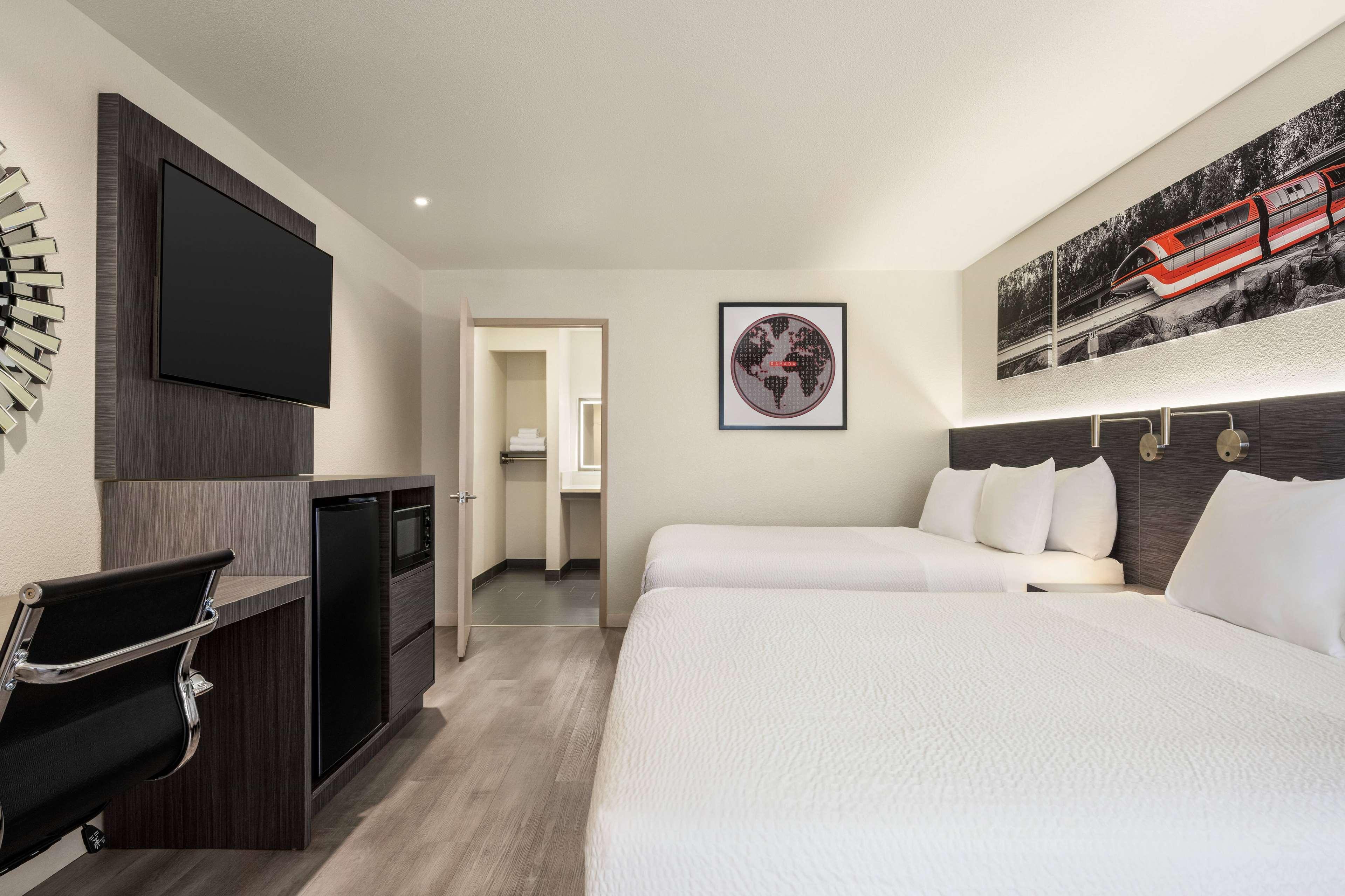 Room Accessible-two Queen Beds