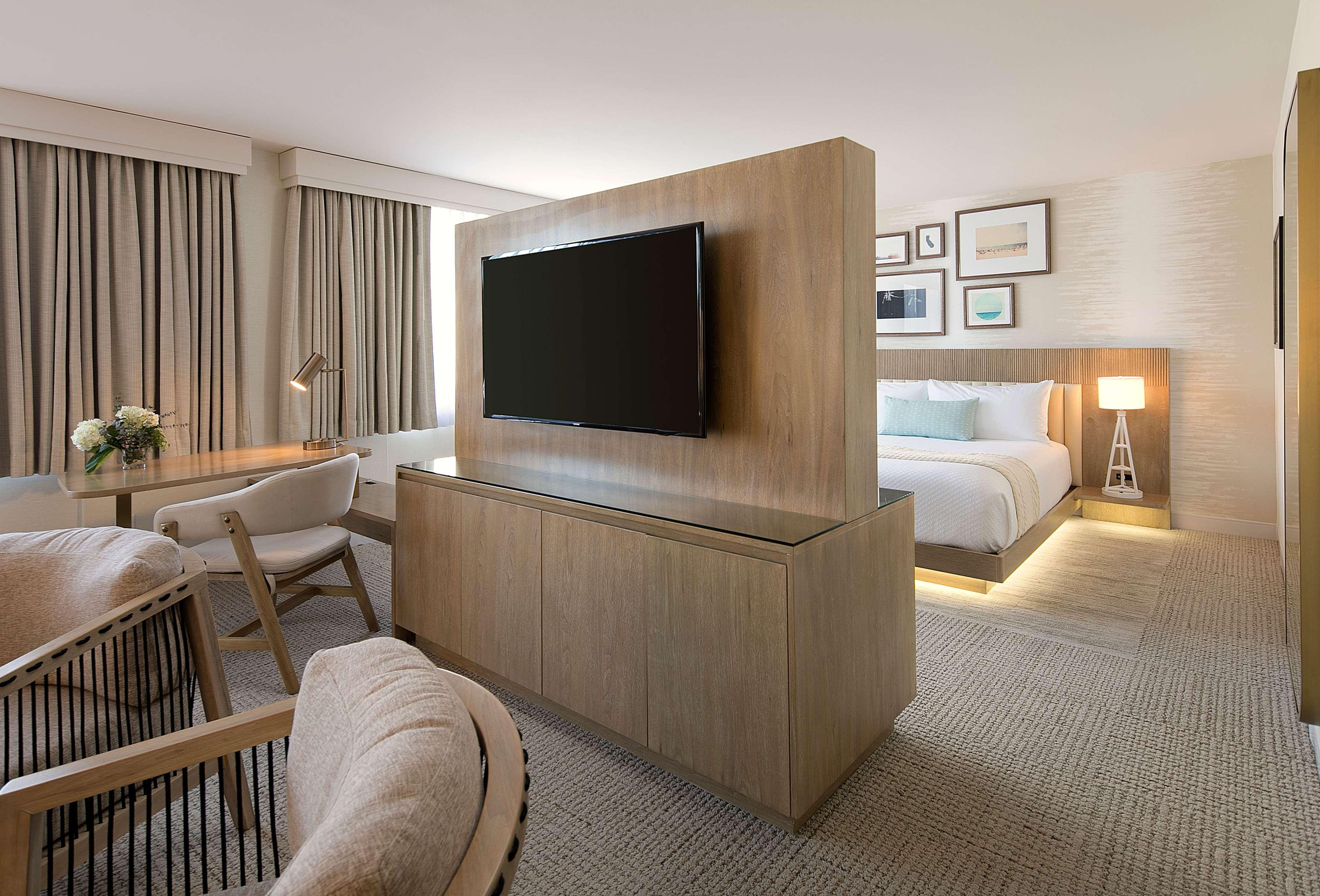 Junior Suite King Size Bed