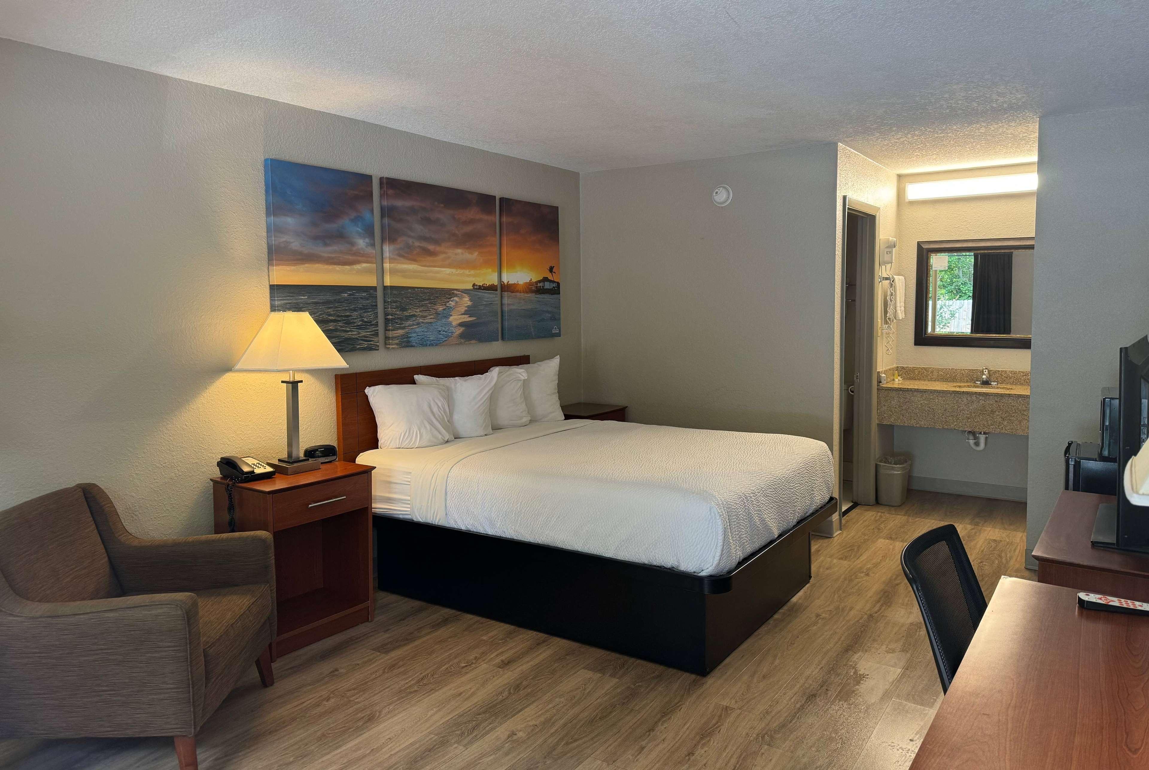 Double Queen Bed Non Smoking