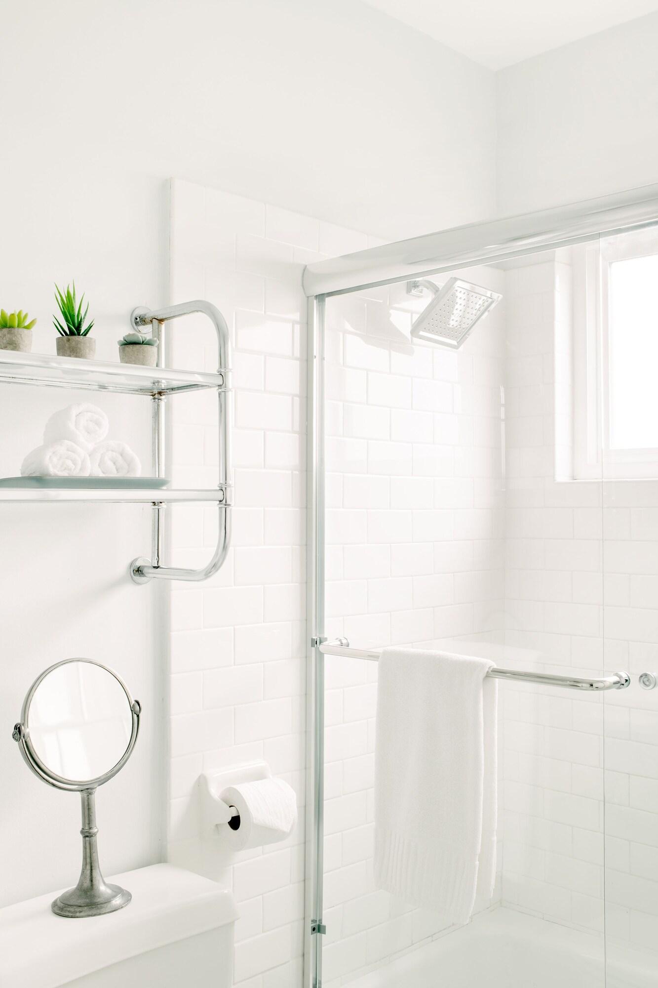 Double Queen Size Bed