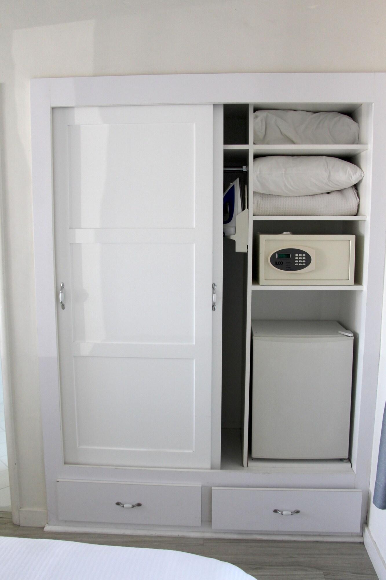 Room with Kitchenette