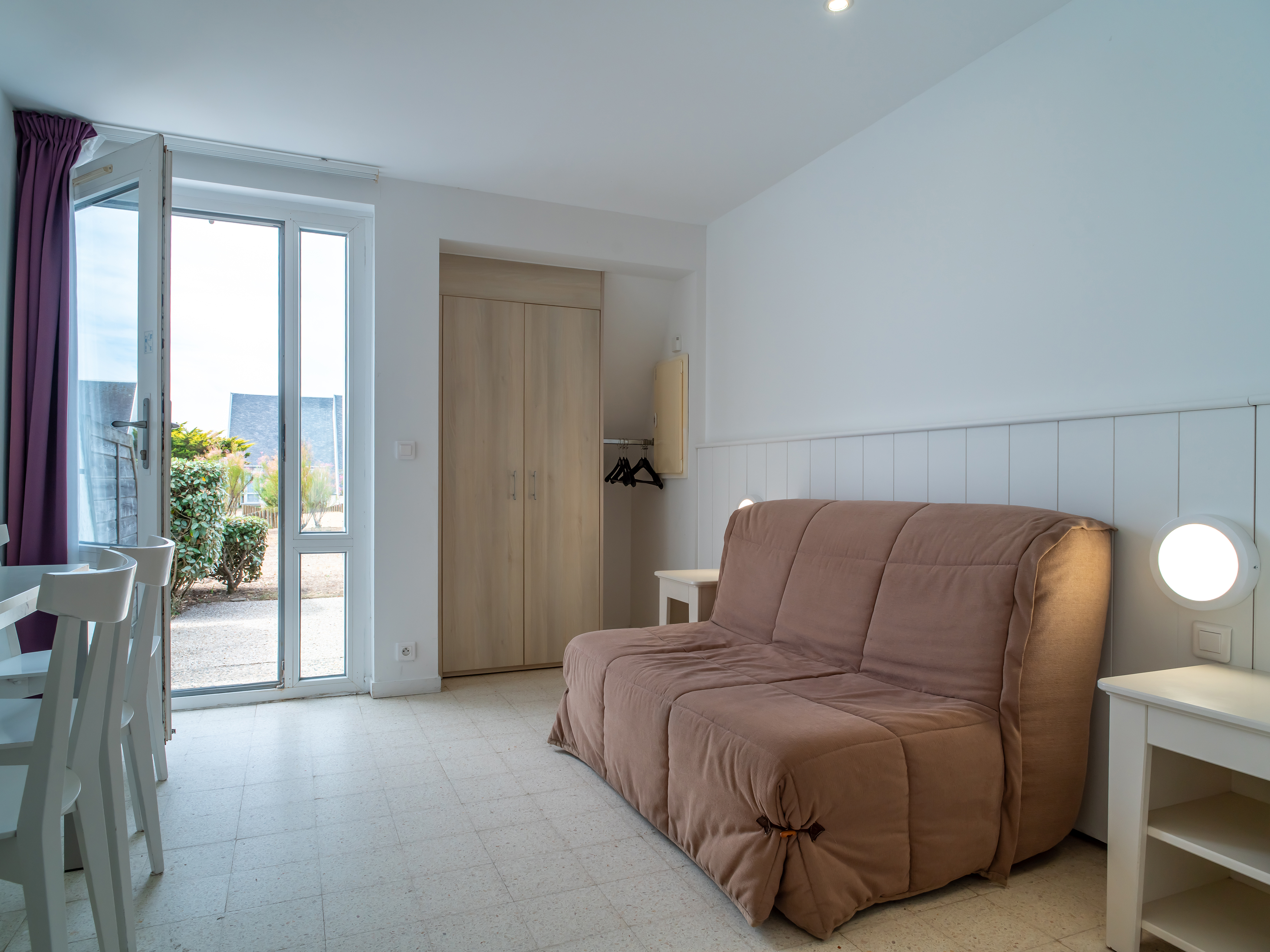 Apartment Capacity 4