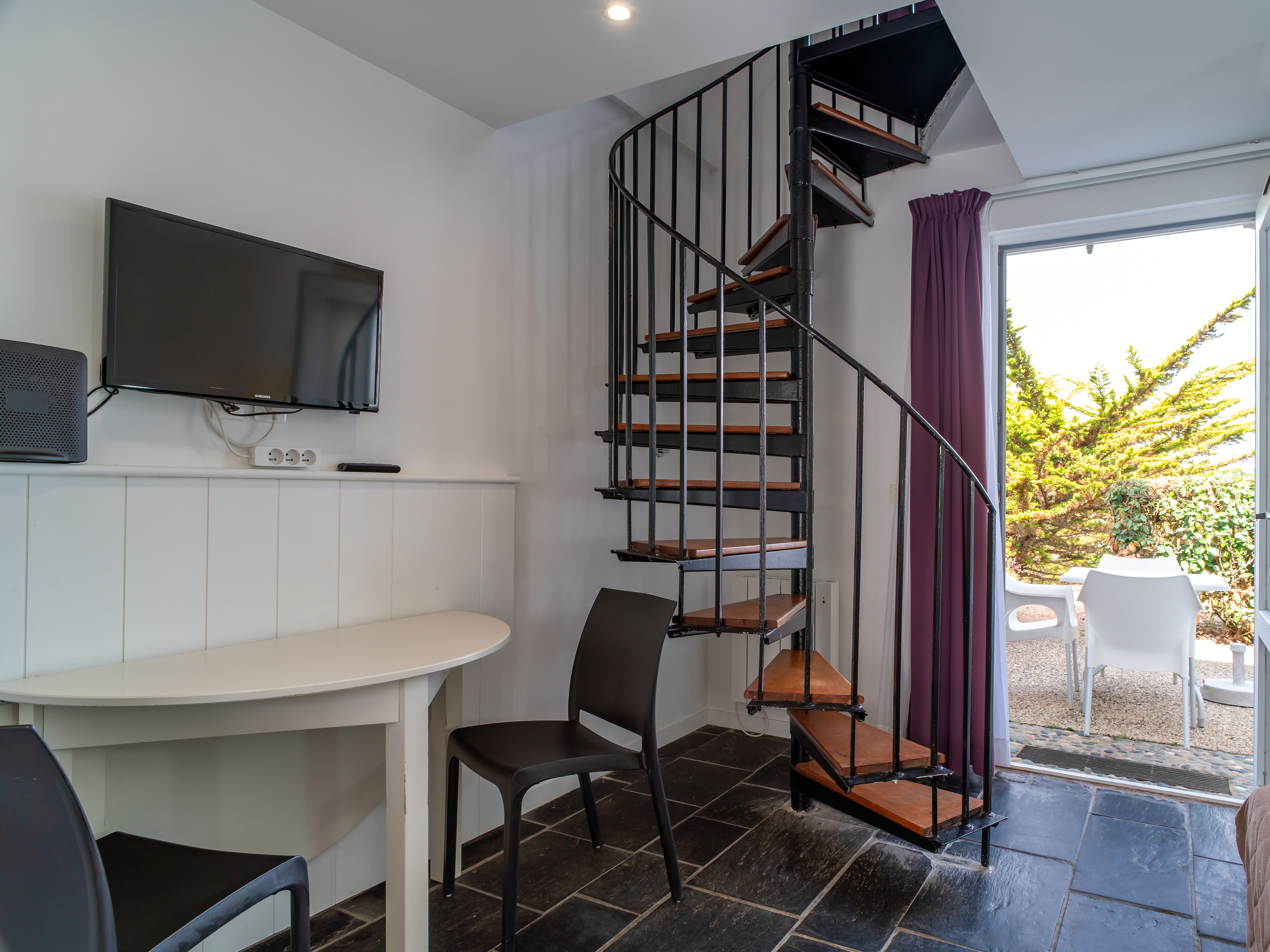 Apartment Capacity 3