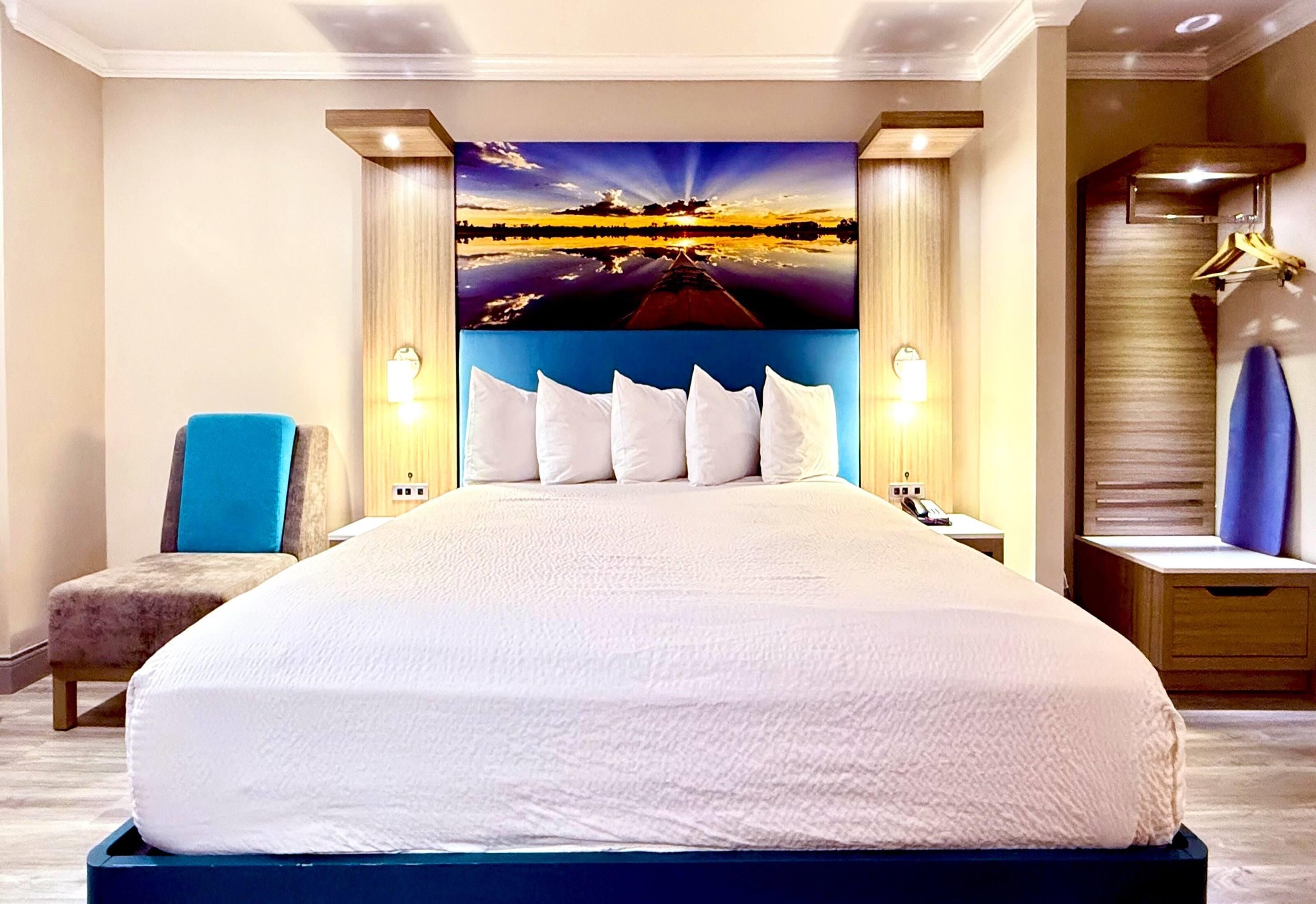 Triple King Size Bed