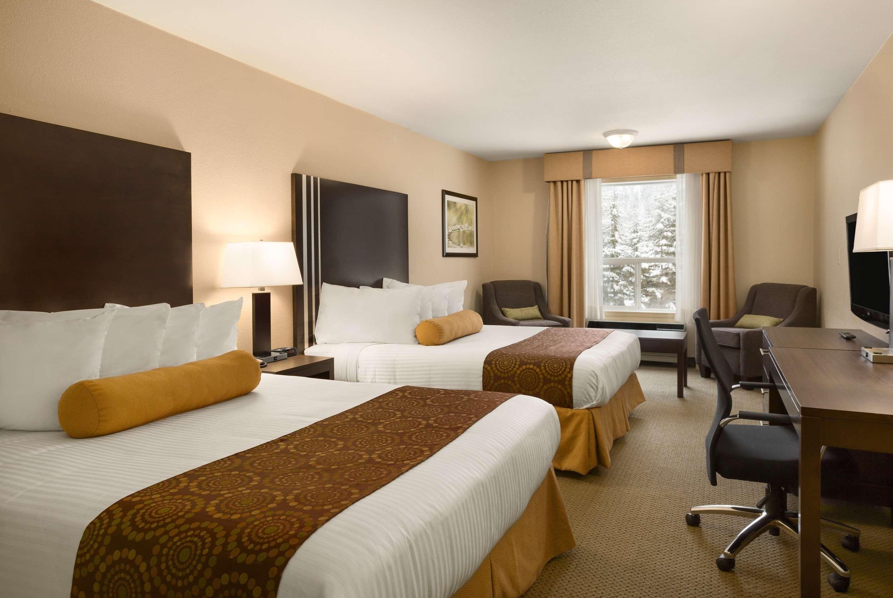 Double Two Queen Beds