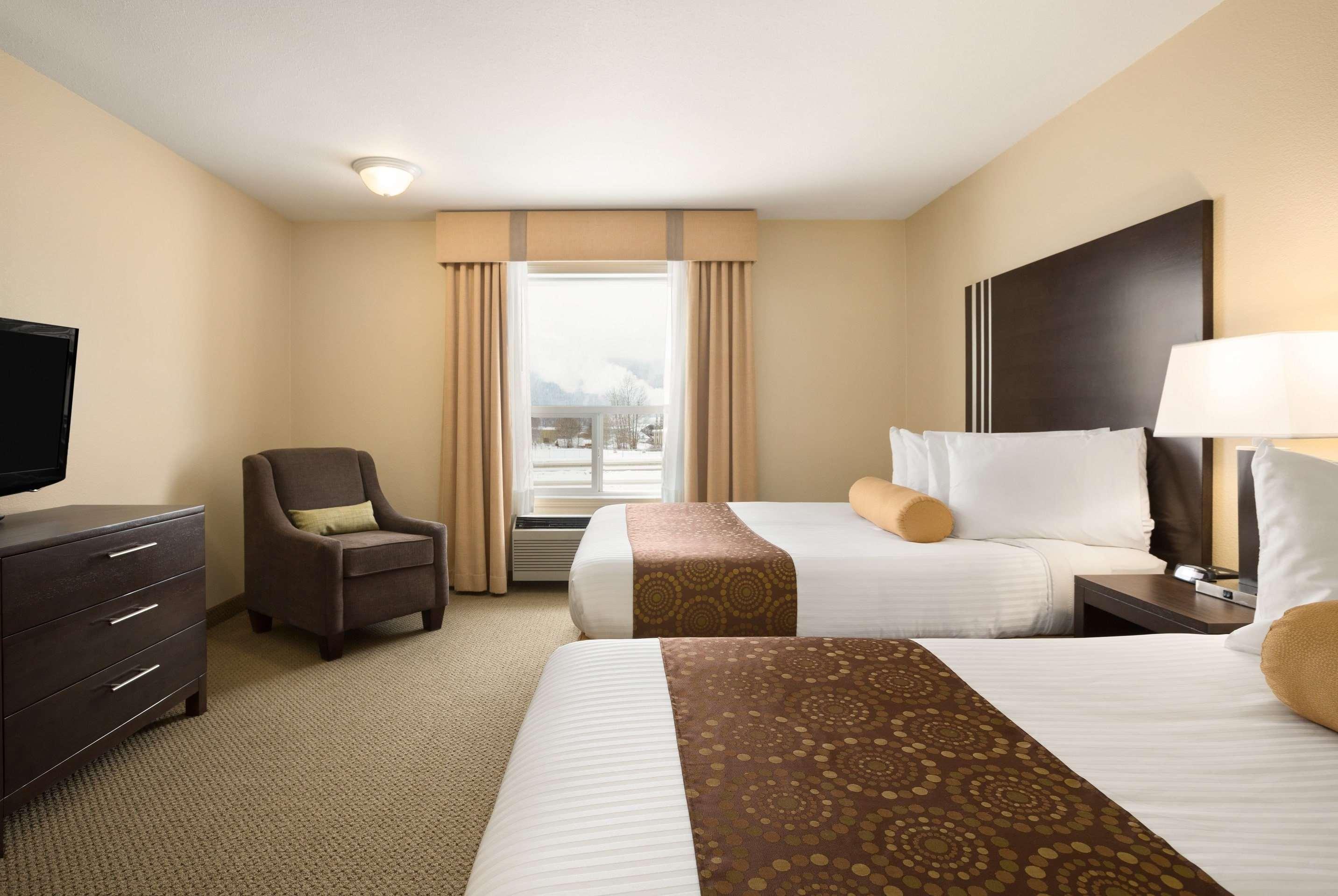 Double Two Queen Beds Non Smoking