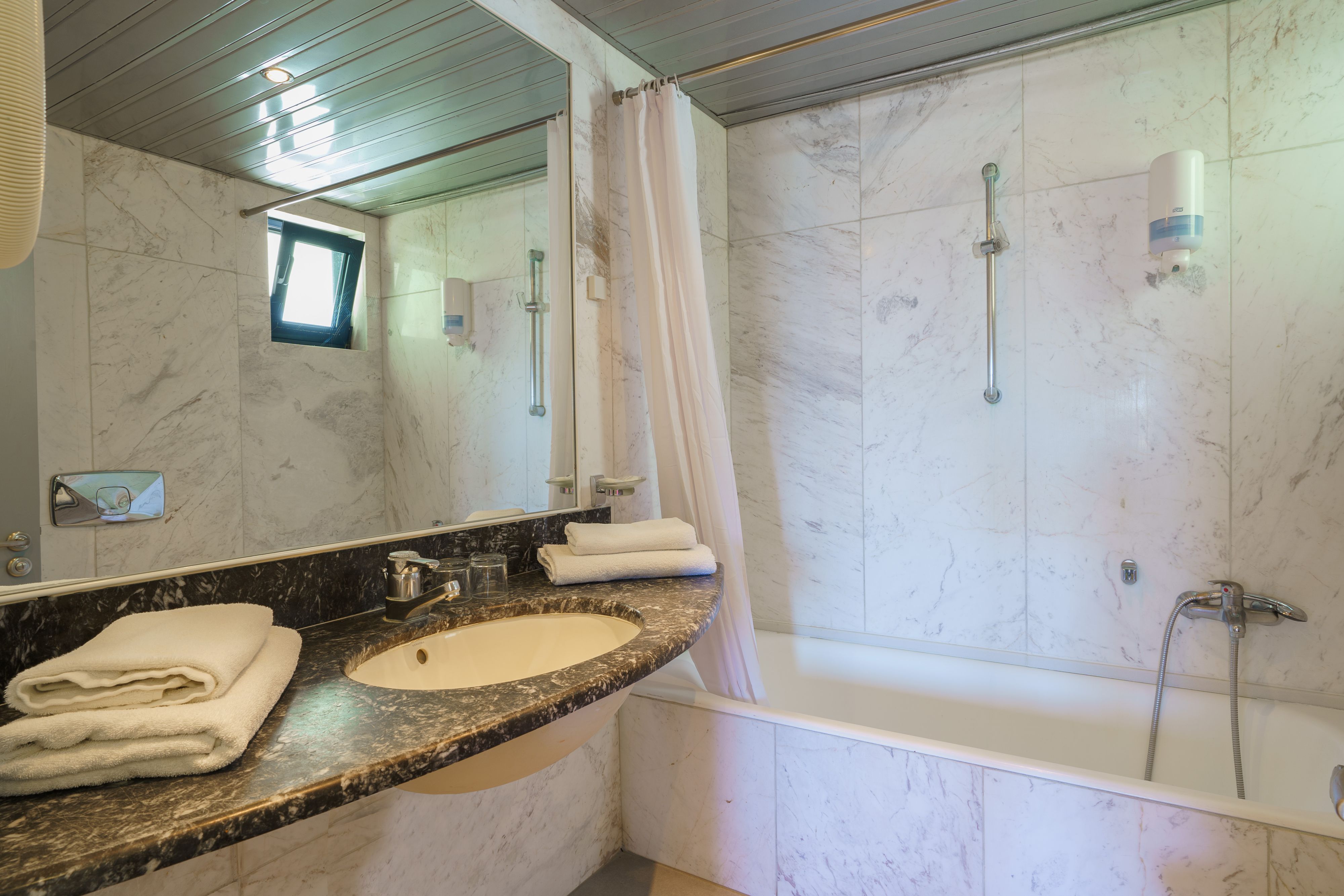 Double or Twin Basement