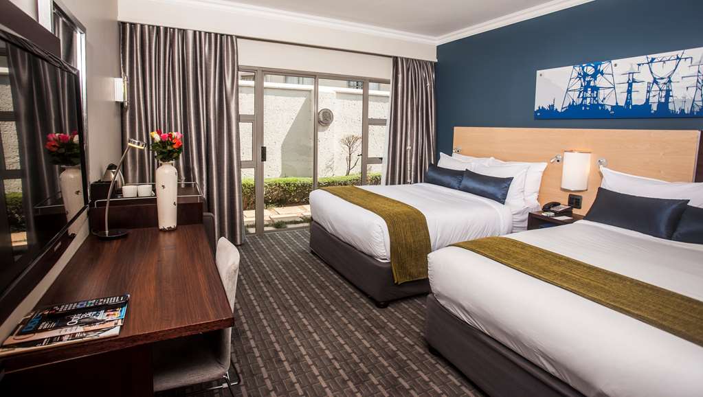 Room Two Double Beds Non Smoking
