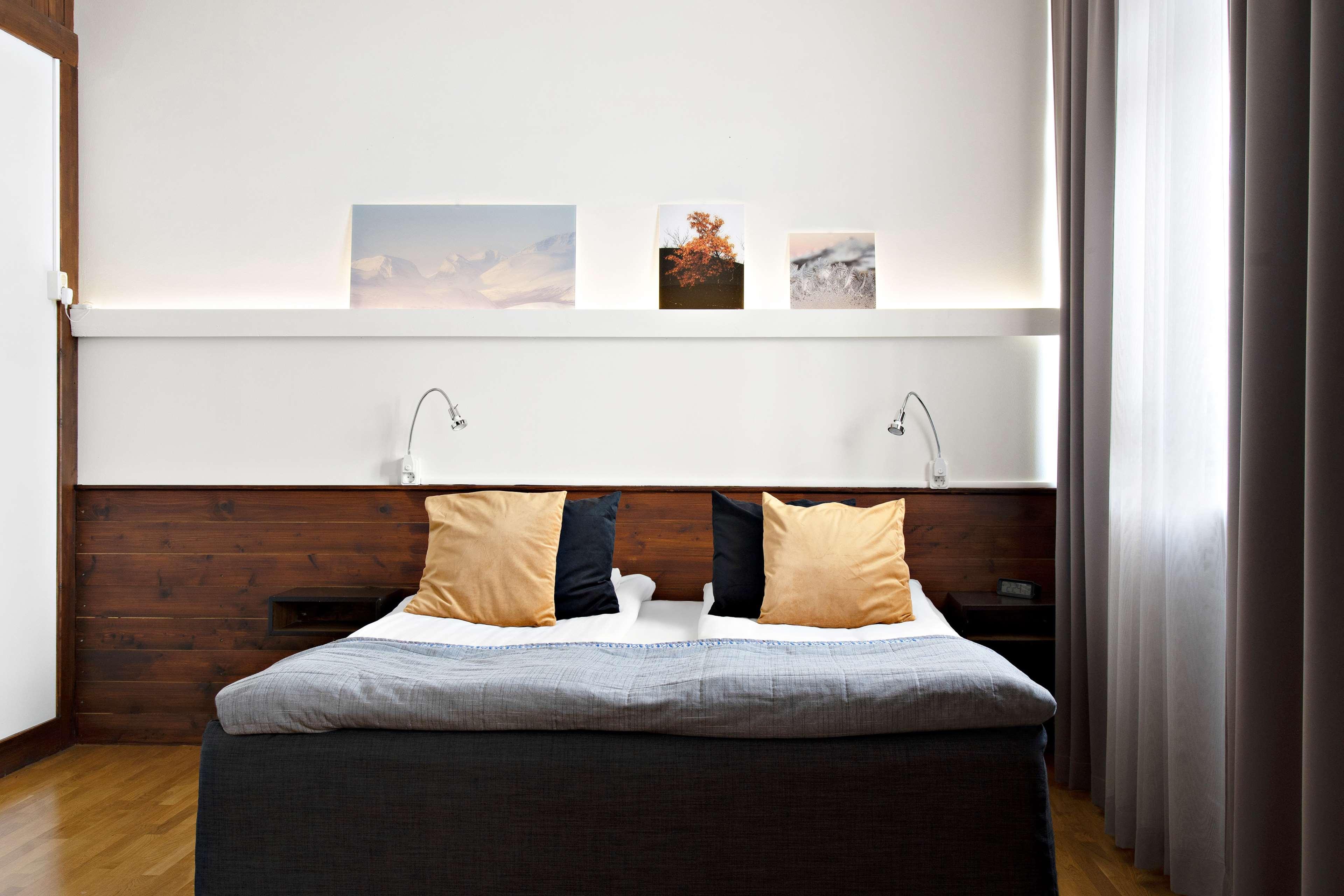 Suite Deluxe King Bed