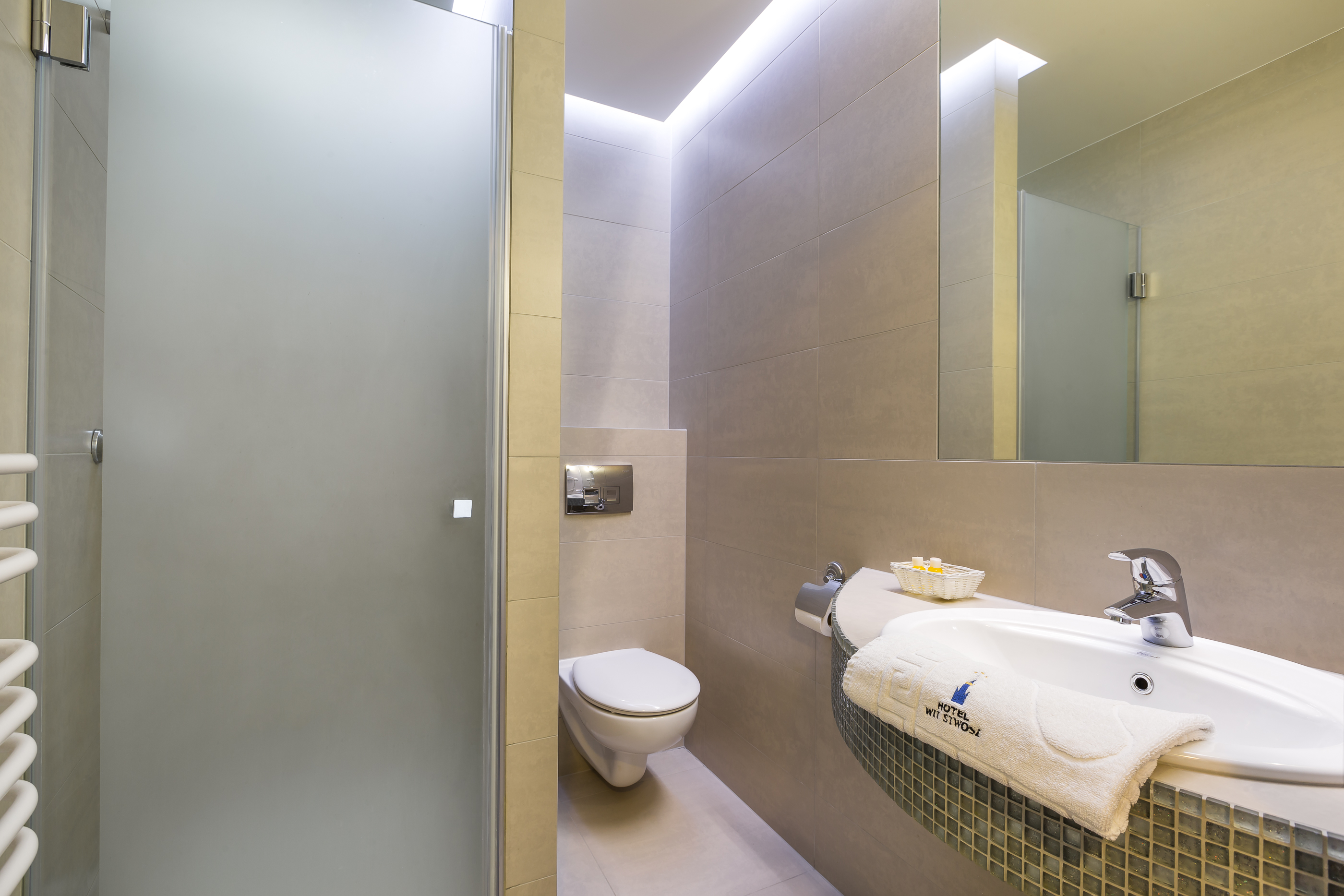 Double or Twin Standard